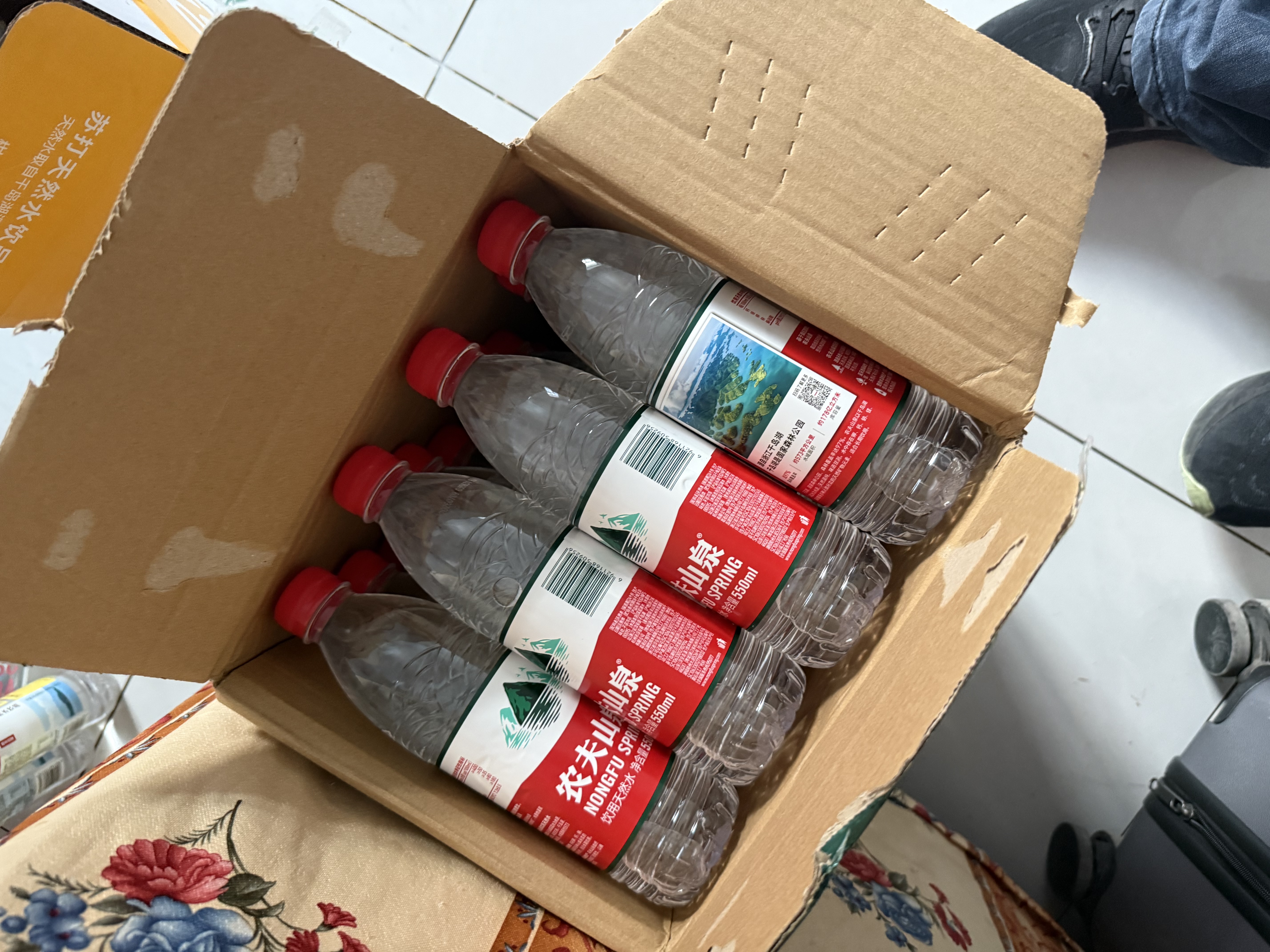 康师傅喝开水 熟水饮用水 550ml*12瓶 整箱批发瓶装水白开水 实拍图