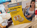 美德乐（Medela）吸奶器电动吸奶器双边吸乳器母乳集奶器挤奶器丝韵·翼舒悦免手扶 实拍图