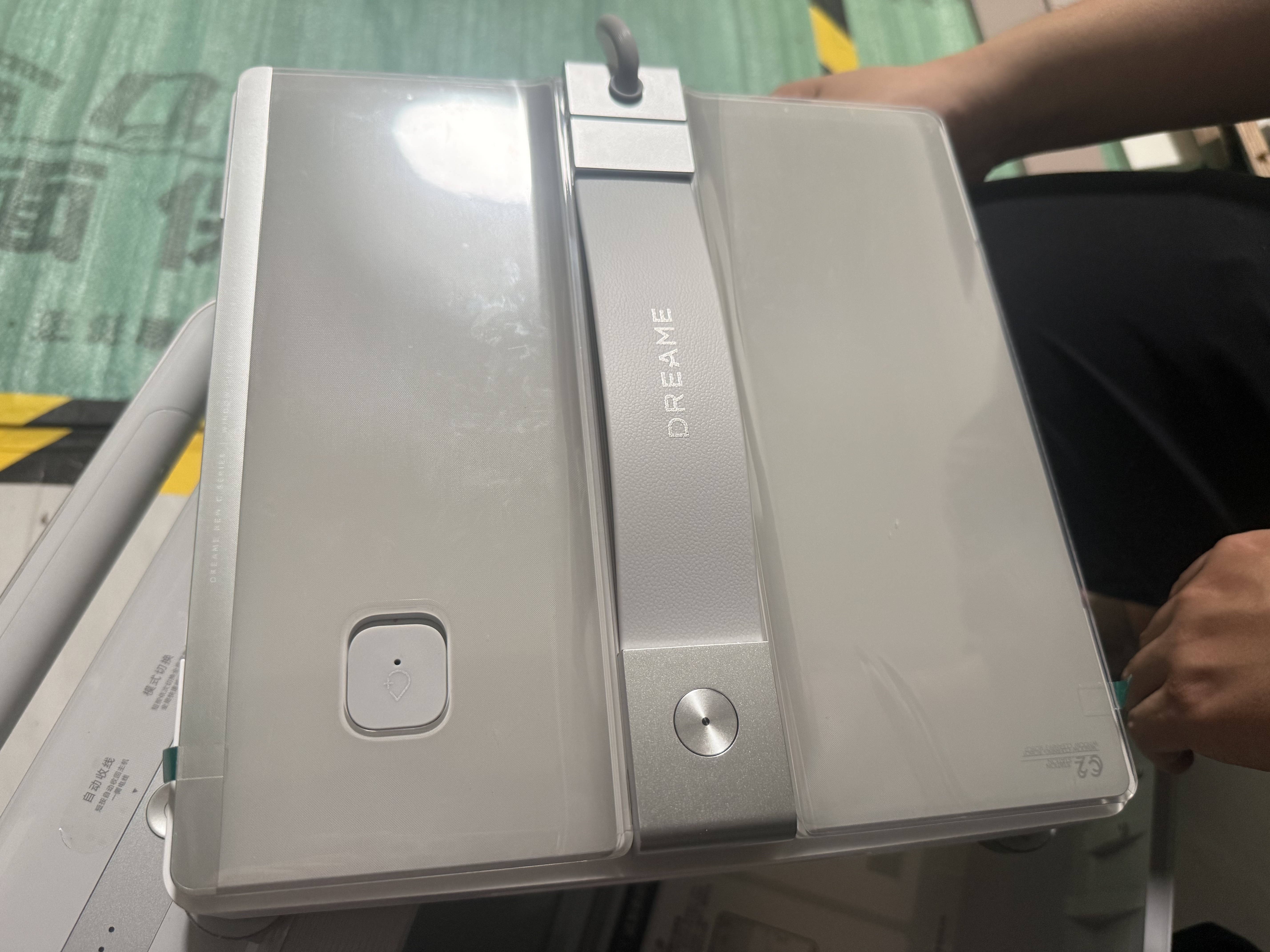 追觅【下单赠C罗球衣】C2 Station擦窗机器人擦玻璃神器家用高层防掉落户外擦玻璃基站款 实拍图