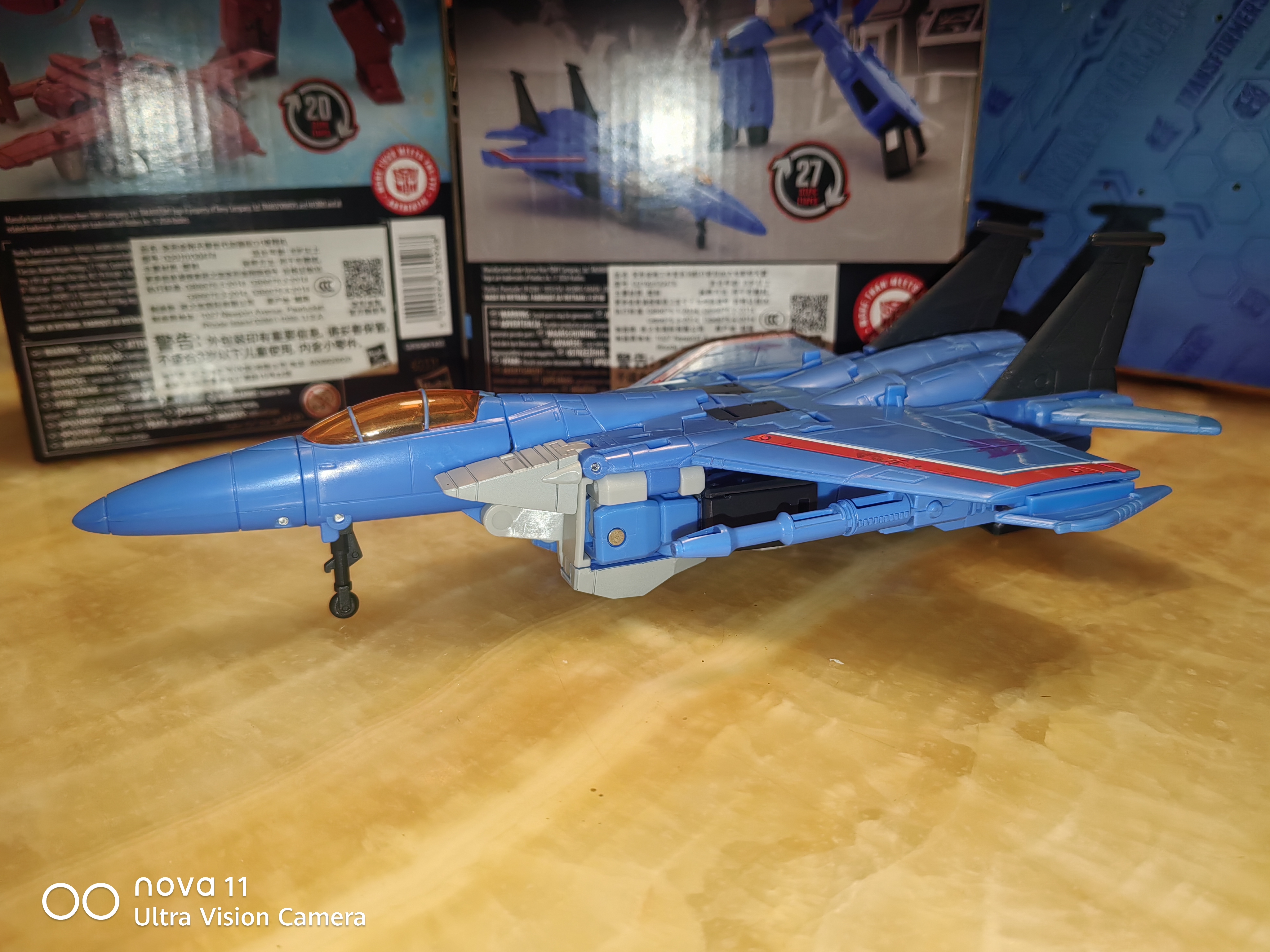 变形金刚（Transformers）儿童男孩玩具模型礼物工作室系列航行家级86大电影惊天雷G2192 实拍图