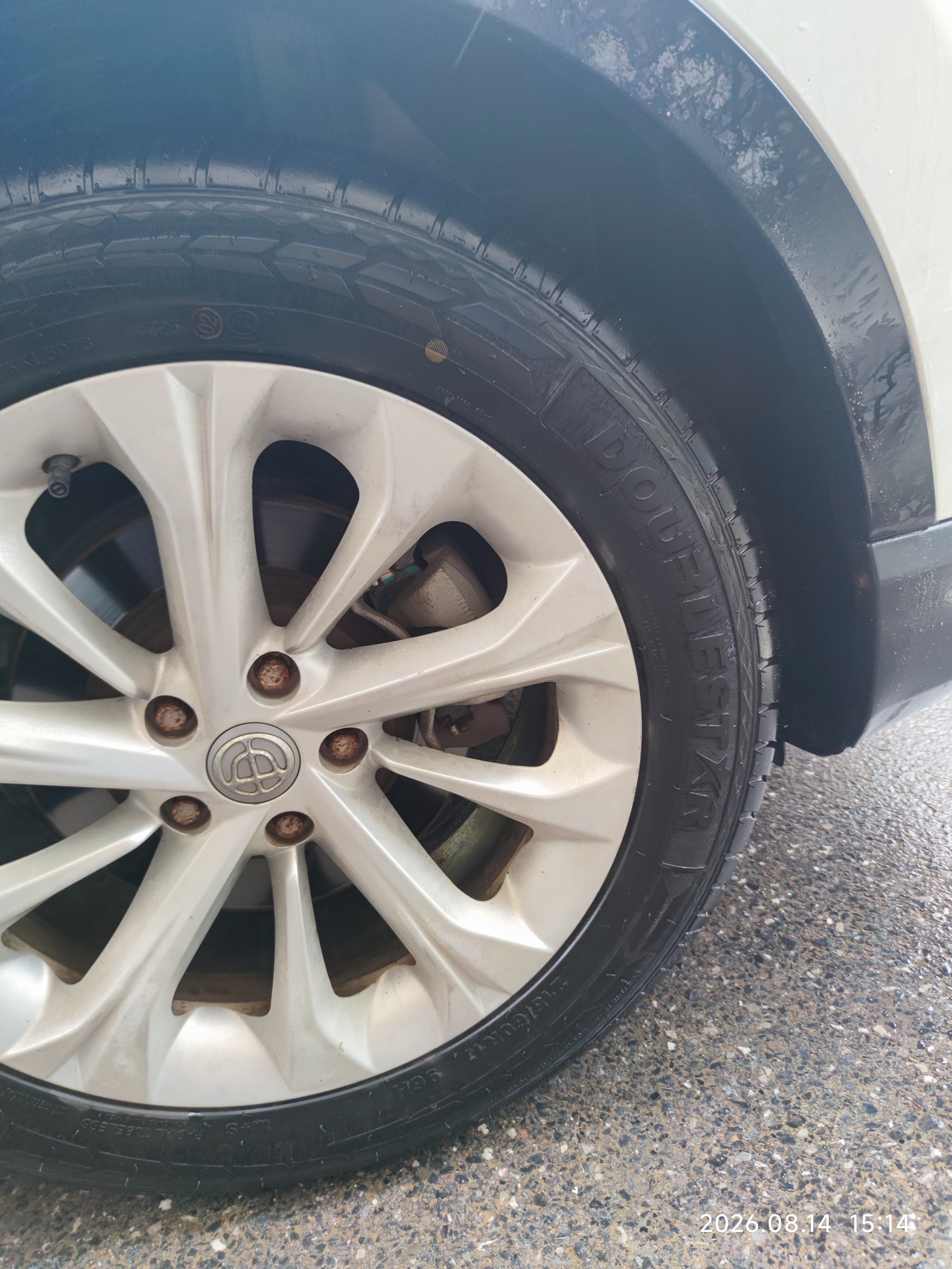 双星JUOGO轮胎 215/60R17 96H SS81适配逍客/宝骏560/传祺GS4/瑞虎 实拍图