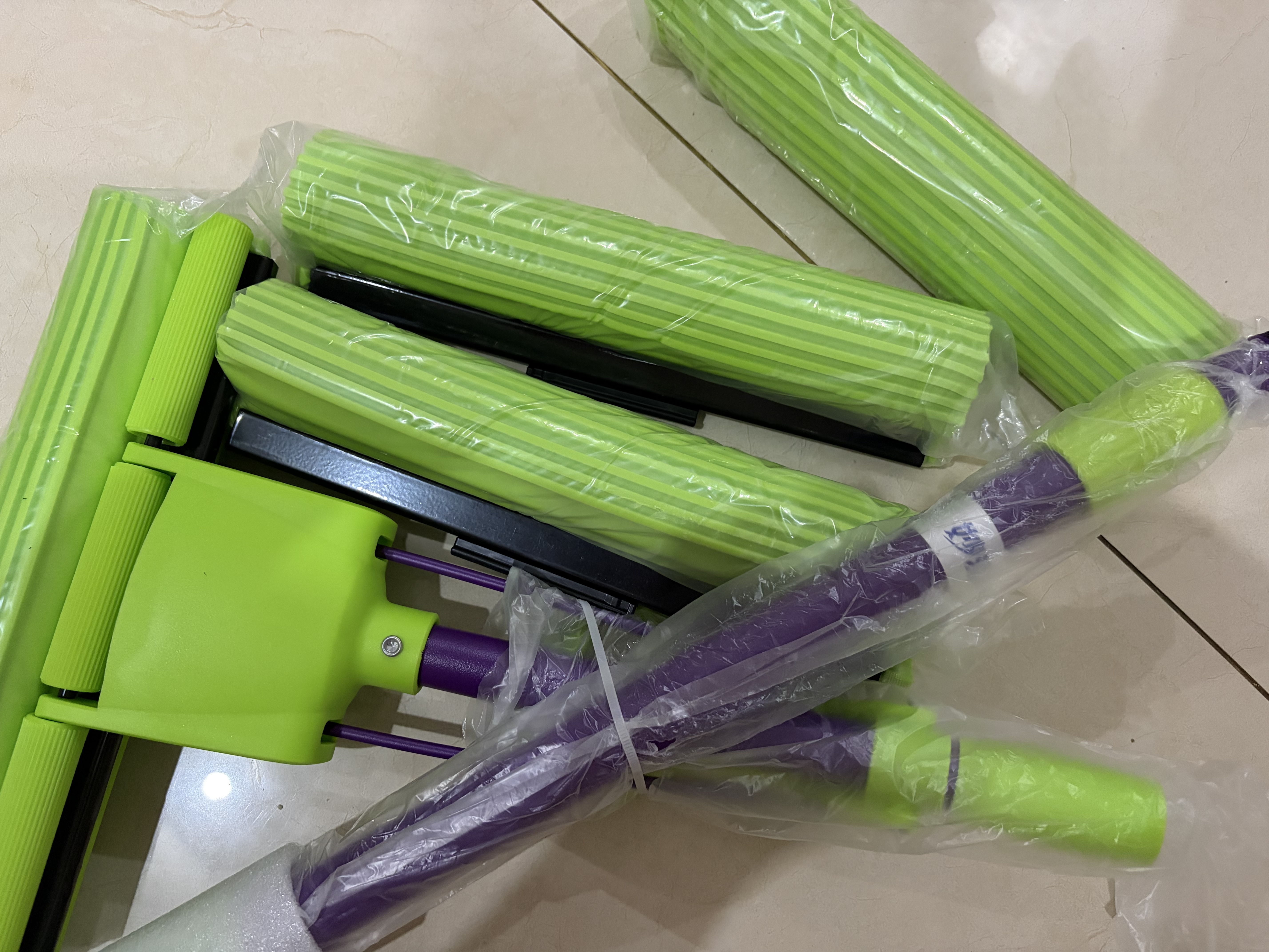 妙洁胶棉拖把家用卡槽型胶棉头 免手洗滚轮式挤水海绵拖把拖布墩布 原装拖把+3通用头【共4头】 实拍图