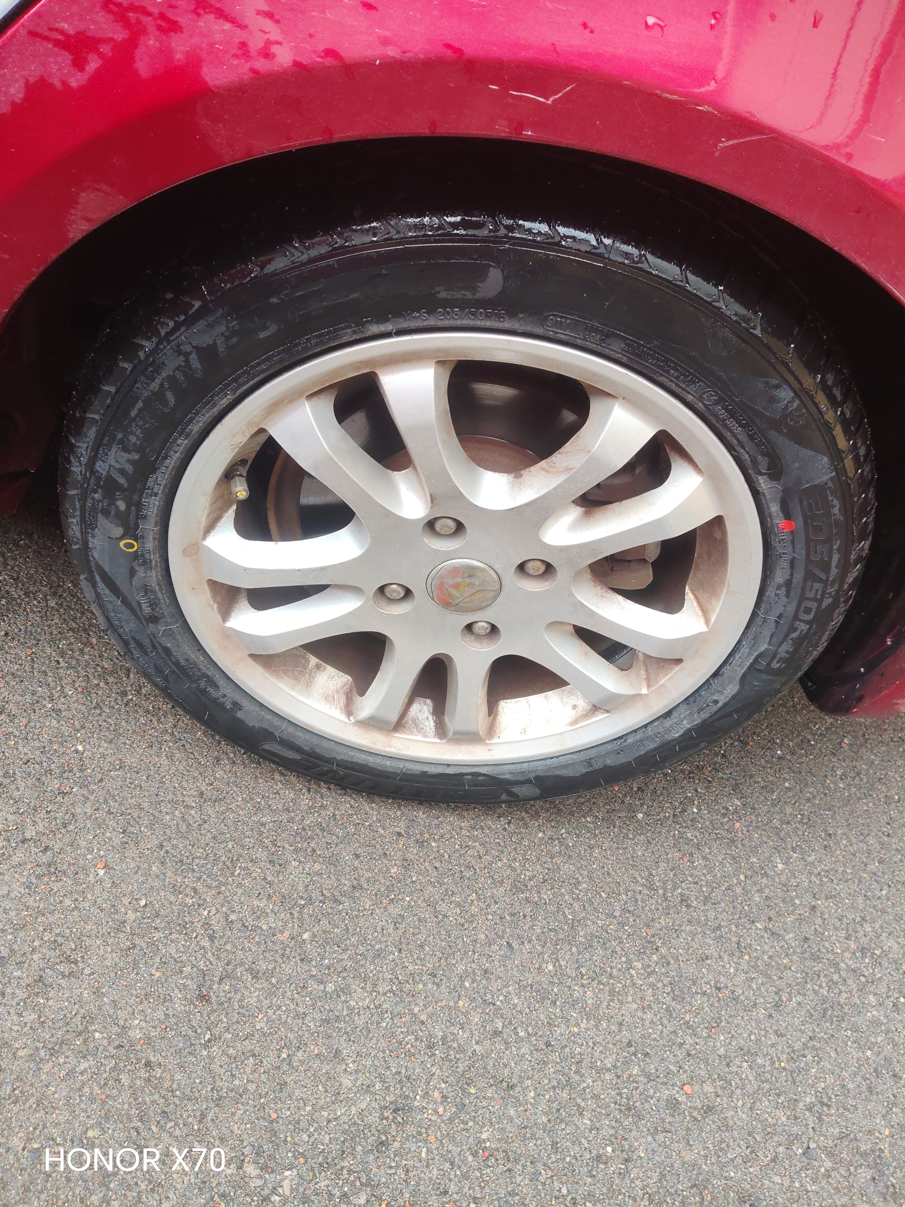 富神（FORTUNE）汽车轮胎 205/50R16 91V FSR 802 静音舒适绅宝X25/赛拉图 实拍图