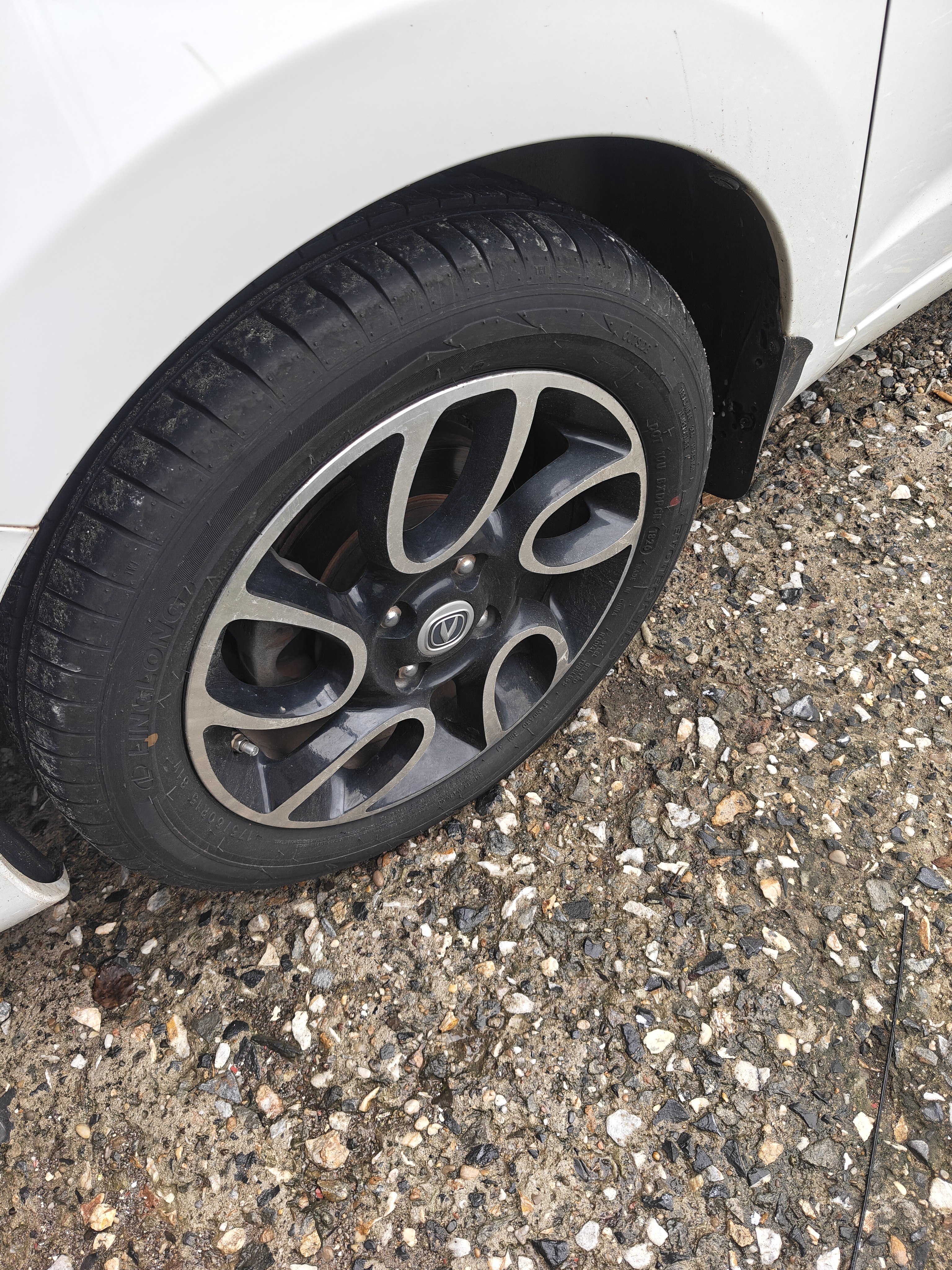 玲珑轮胎汽车轮胎175/60R15 81V 玲珑臻选 HD 适配奔奔/玛驰/远景X1/江铃 实拍图