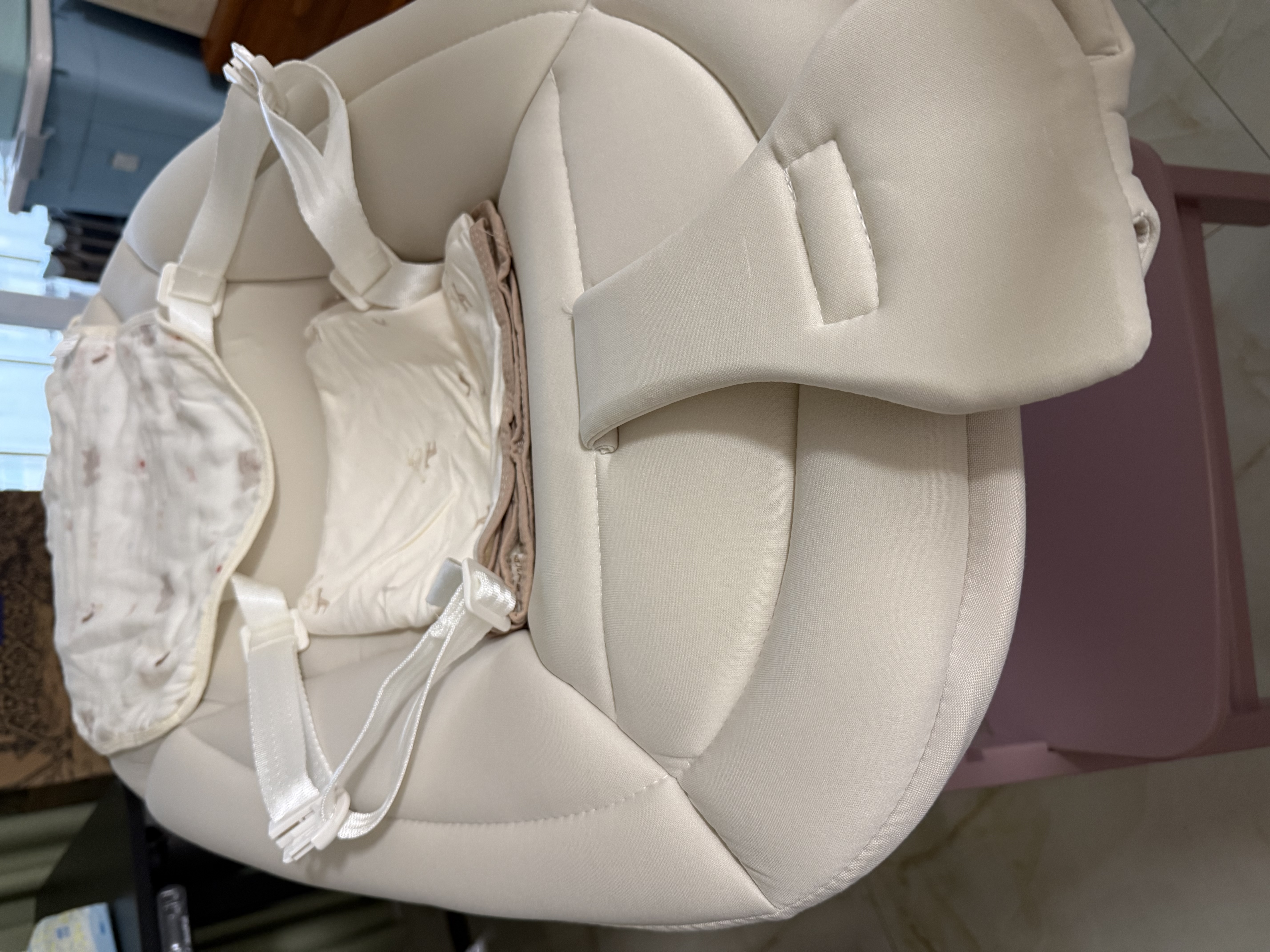 哈卡达hagaday儿童成长椅宝宝餐椅婴儿家用吃饭桌实木座椅可折叠 【升级款八件套-罗兰紫】升级六件套+睡篮+手摇套件 实拍图