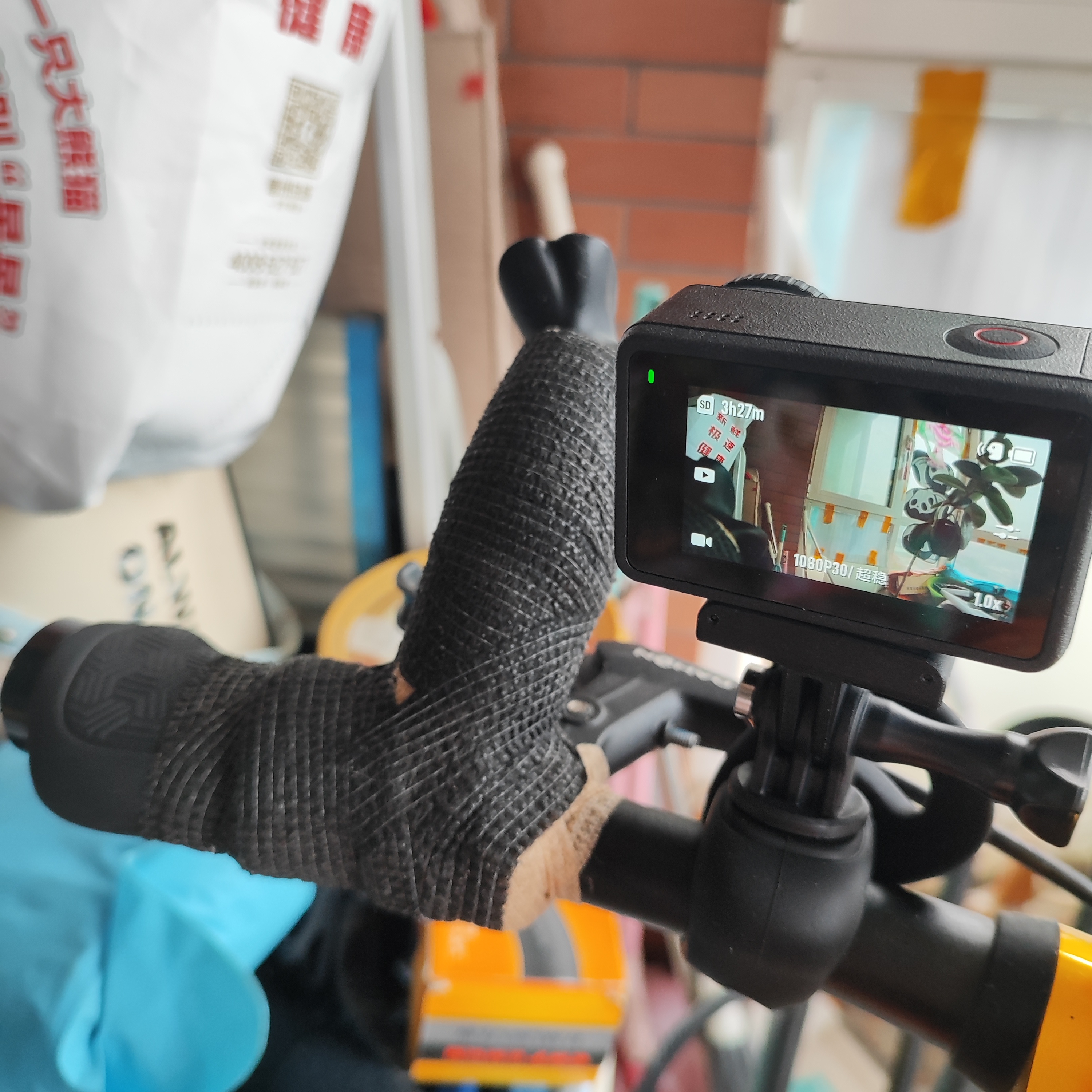 TELESIN(泰迅)大疆action6/5pro 4车把夹nano柔性支架适配gopro固定支架insta360钓鱼自行车骑行支架 实拍图