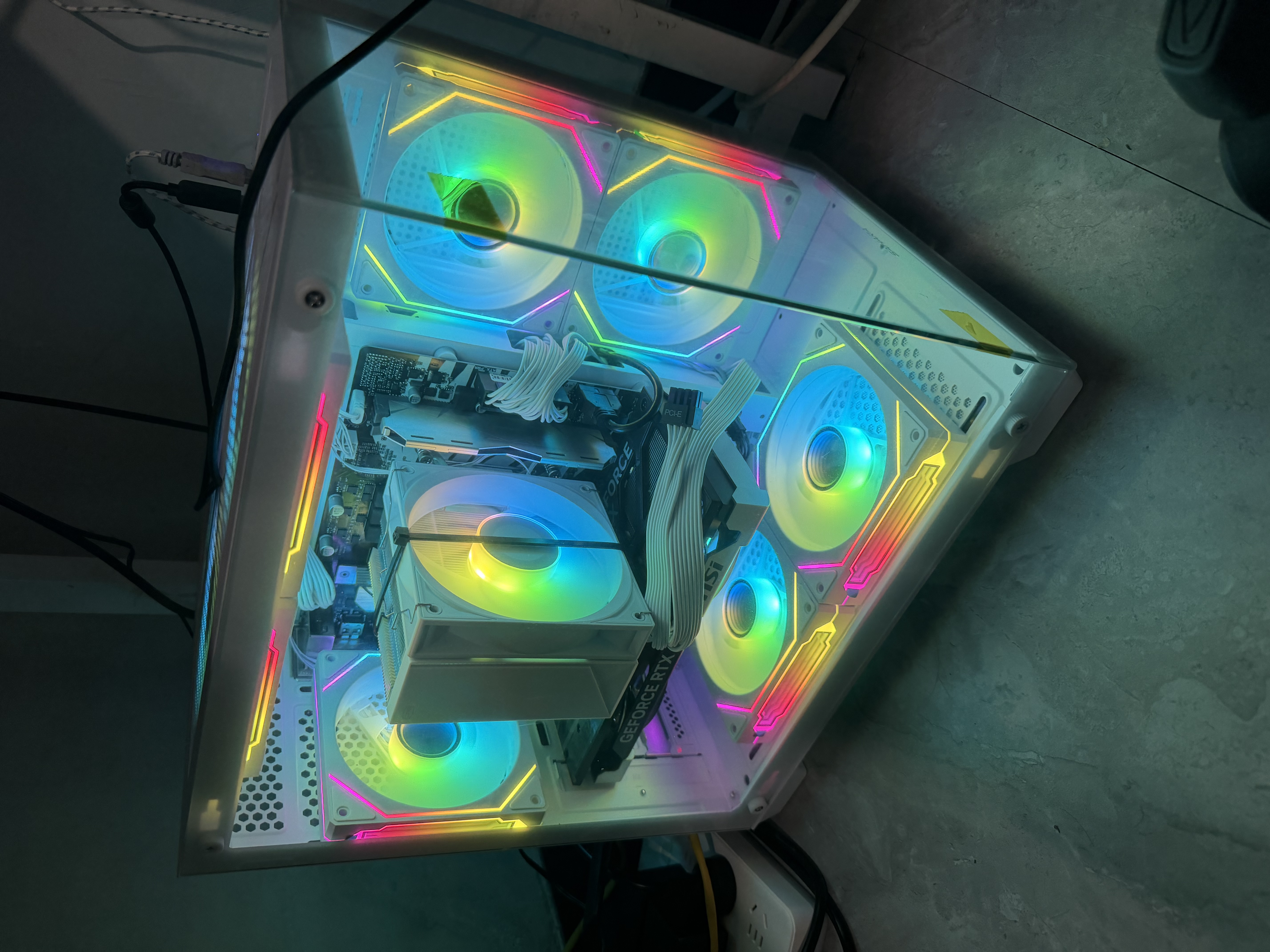 华硕全家桶RTX 5060 Ti/5060主机14600KF组装电脑主机迷你电竞游戏265KF全套台式机DIY整机白色海景房 14490F+RTX 5060 Ti 配置六 实拍图