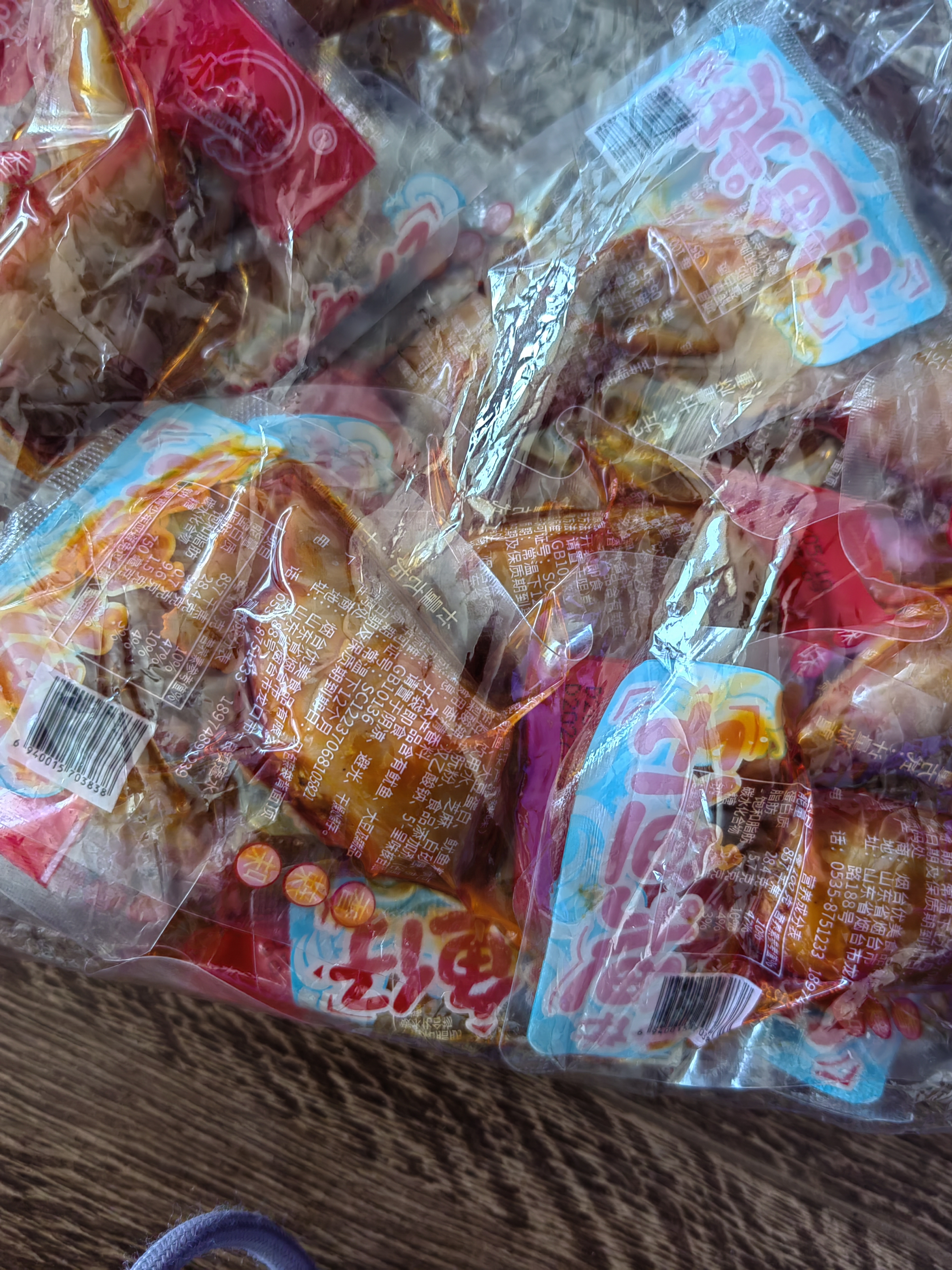 舸渡深海满籽鱿鱼仔香辣墨鱼仔即食大个带籽海鲜海味零食爆款小吃解馋 深海捕捞【整箱1斤】香辣鱿鱼仔（个大满籽） 实拍图