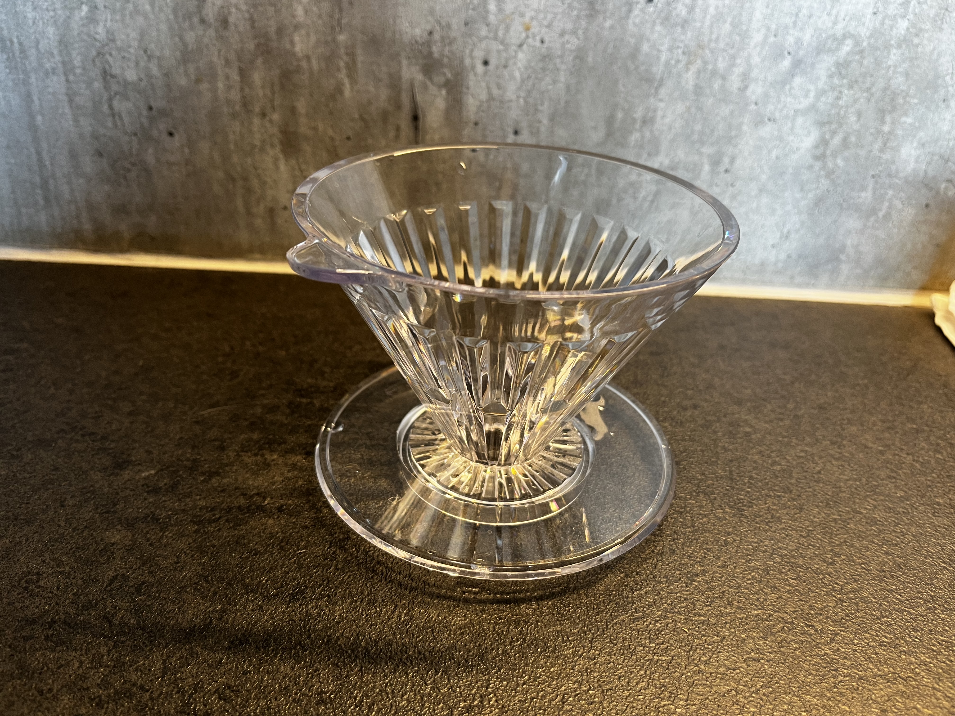 泰摩 冰瞳手冲咖啡滤杯 V60通用咖啡过滤器 滴滤咖啡过滤杯 标准版02号透明滤杯+分享壶600ml 实拍图