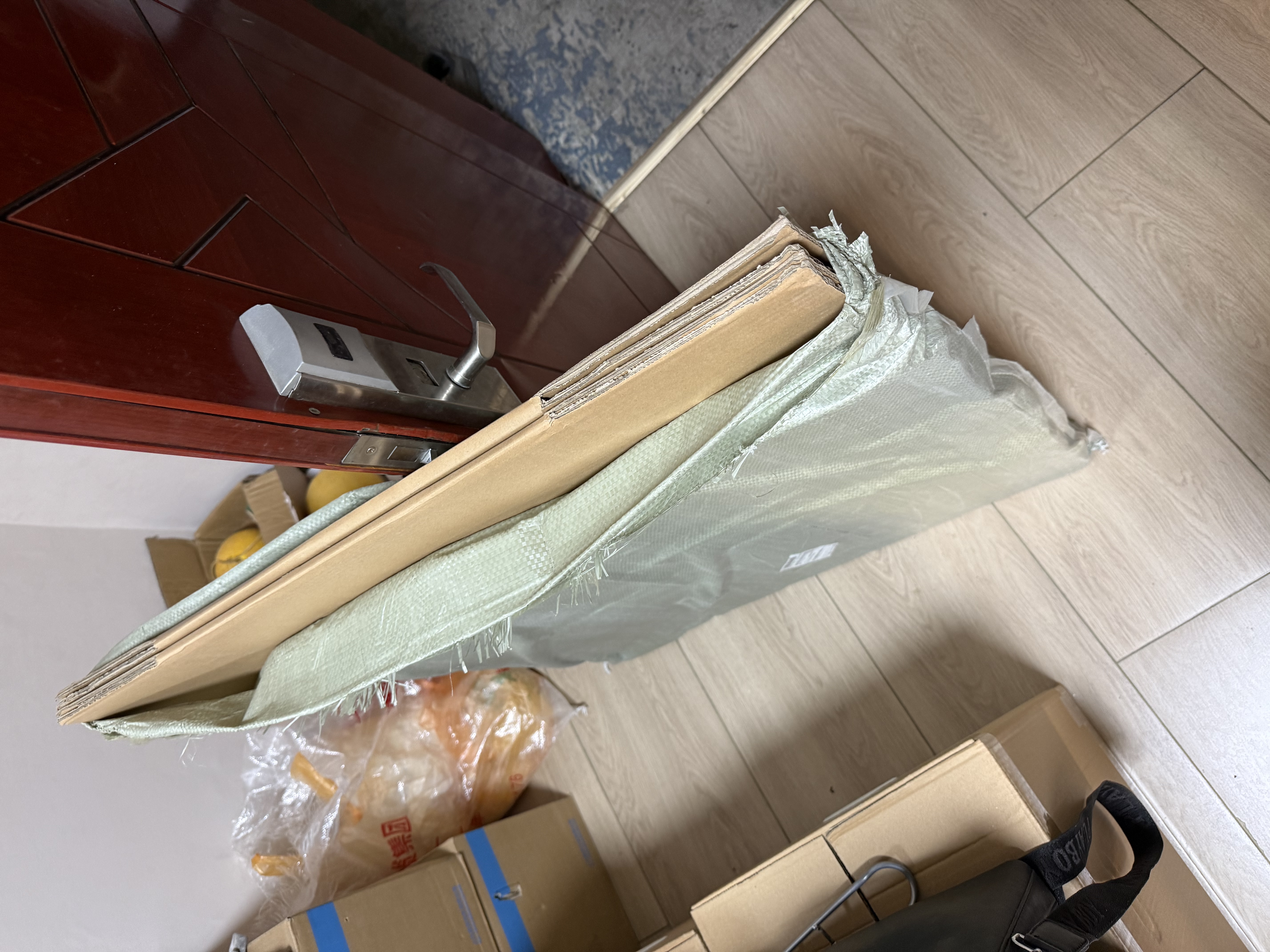 惠象 京东工业自有品牌 塑料扣手搬家纸箱60*40*50cm（5个装）大号打包快递箱周转箱行李收纳箱办公储物 实拍图