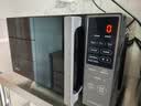 美的（Midea）微碳系列 家用微波炉烤箱一体机 杀菌智能家用 800W速热20L大容量 6代变频 （PC20M5W 实拍图