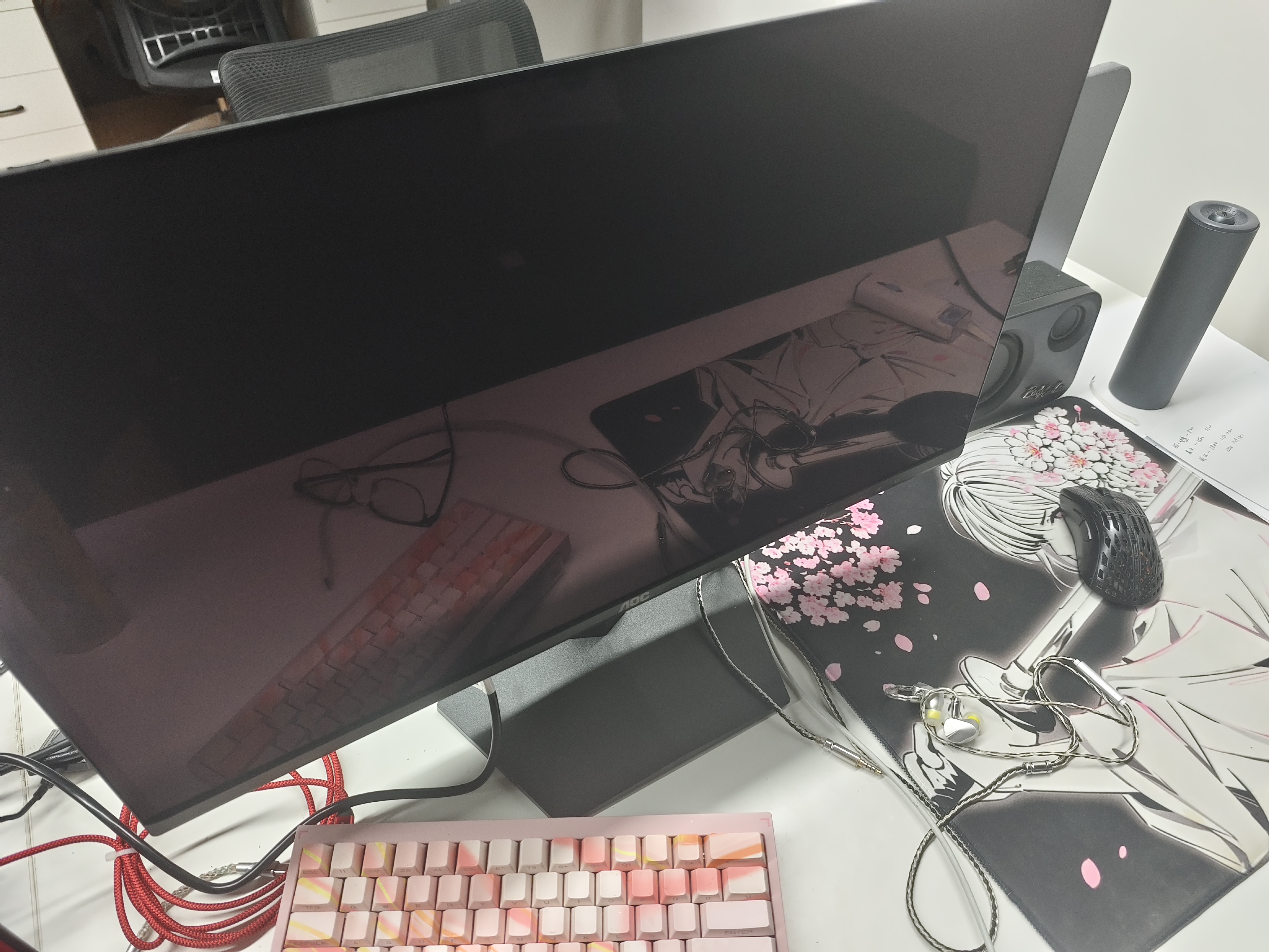 AOC 27英寸2K 原生240Hz QD-OLED 原生10Bit 0.03ms HDR 硬件低蓝光 电竞游戏FPS显示器 Q27G41ZDF 实拍图