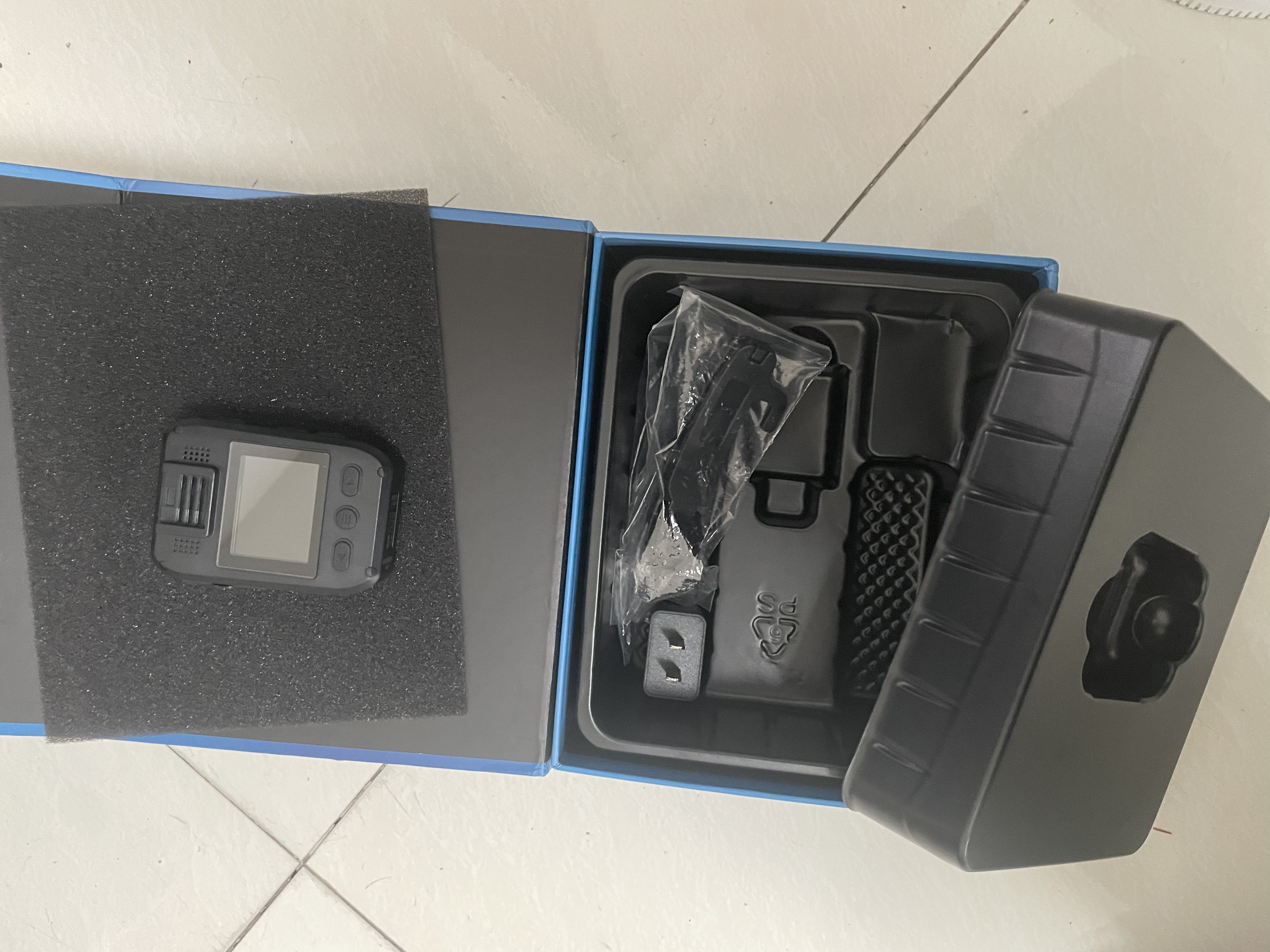 飞利浦（PHILIPS）DSJ-9J执法记录仪防爆3K高清夜视录像随身便携胸前小型记录仪64G 实拍图