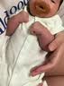 世喜安抚奶嘴0-3-6个月防胀气新生婴儿宝宝日夜用硅胶带收纳盒随机发 实拍图