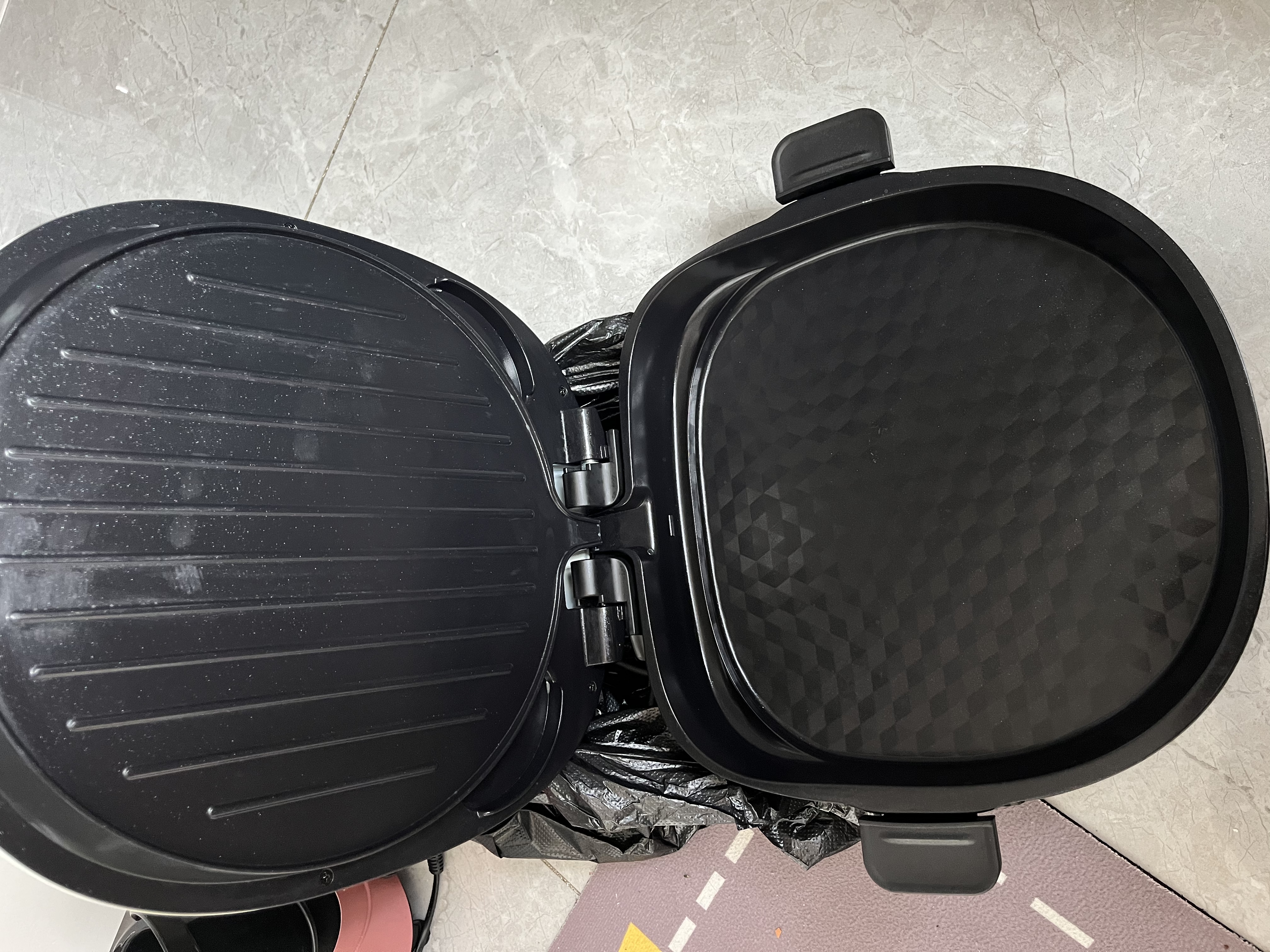 九阳（Joyoung）电饼铛三明治机早餐机 36mm加深烤盘 0氟钛瓷超耐磨少油 下盘可拆 漩涡加热大火力烙饼锅GK732 实拍图