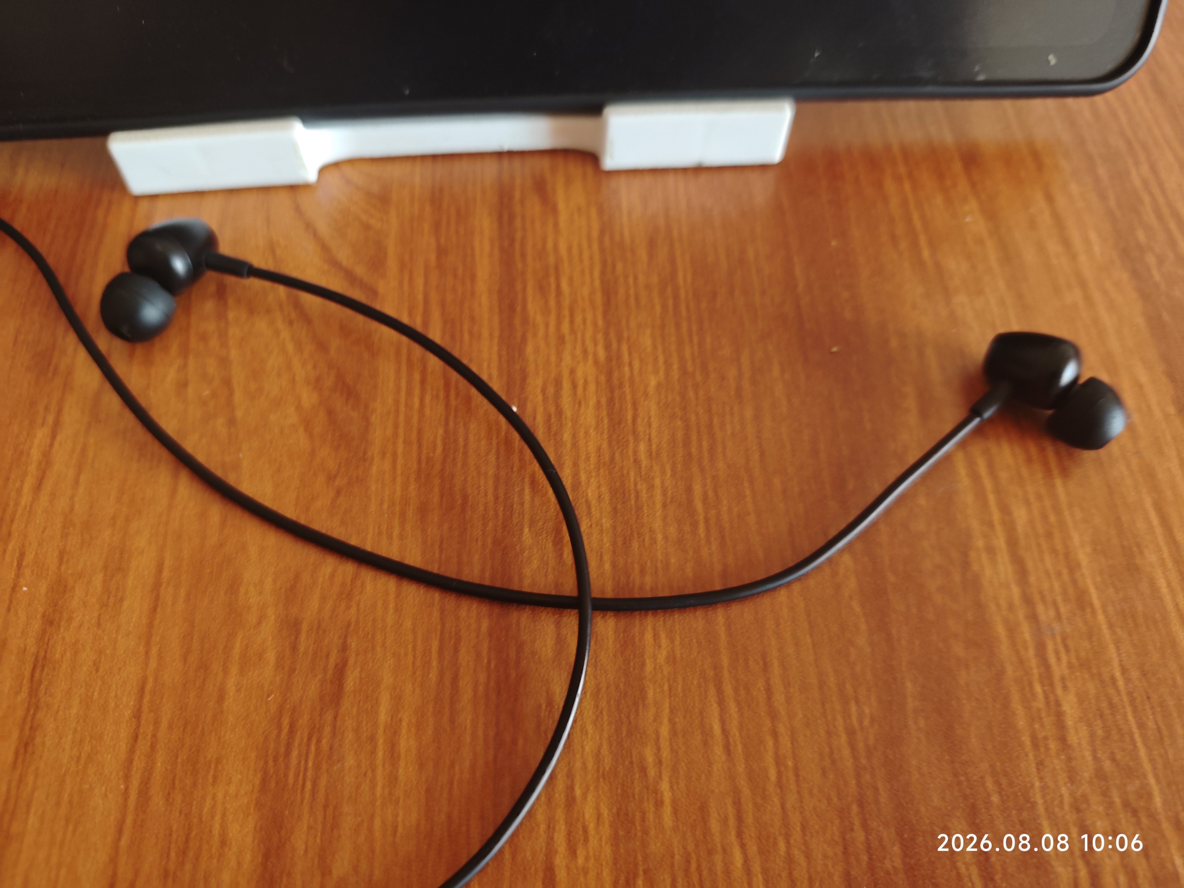 联想（Lenovo）【好评10万+】HE05X二代蓝牙耳机无线挂脖式运动颈挂式入耳式大电量降噪隔音长续航适用于华为苹果 【炫酷黑】8D立体音-智能降噪 实拍图