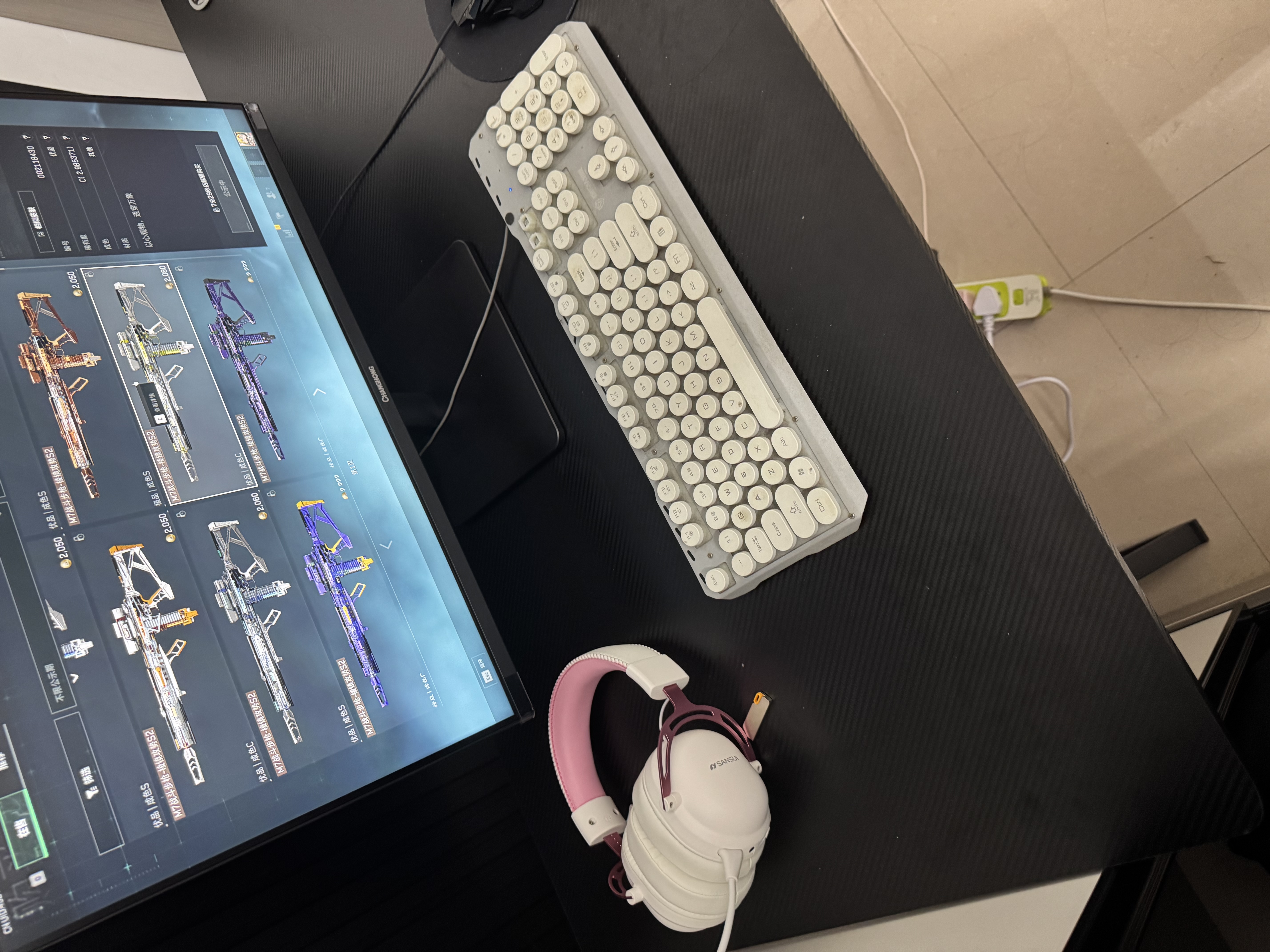 顺风达电脑桌椅一套全套电竞桌台式写字桌书桌办公桌卧室出租屋游戏桌子 【C型加固】单桌-黯夜黑140*60CM 实拍图