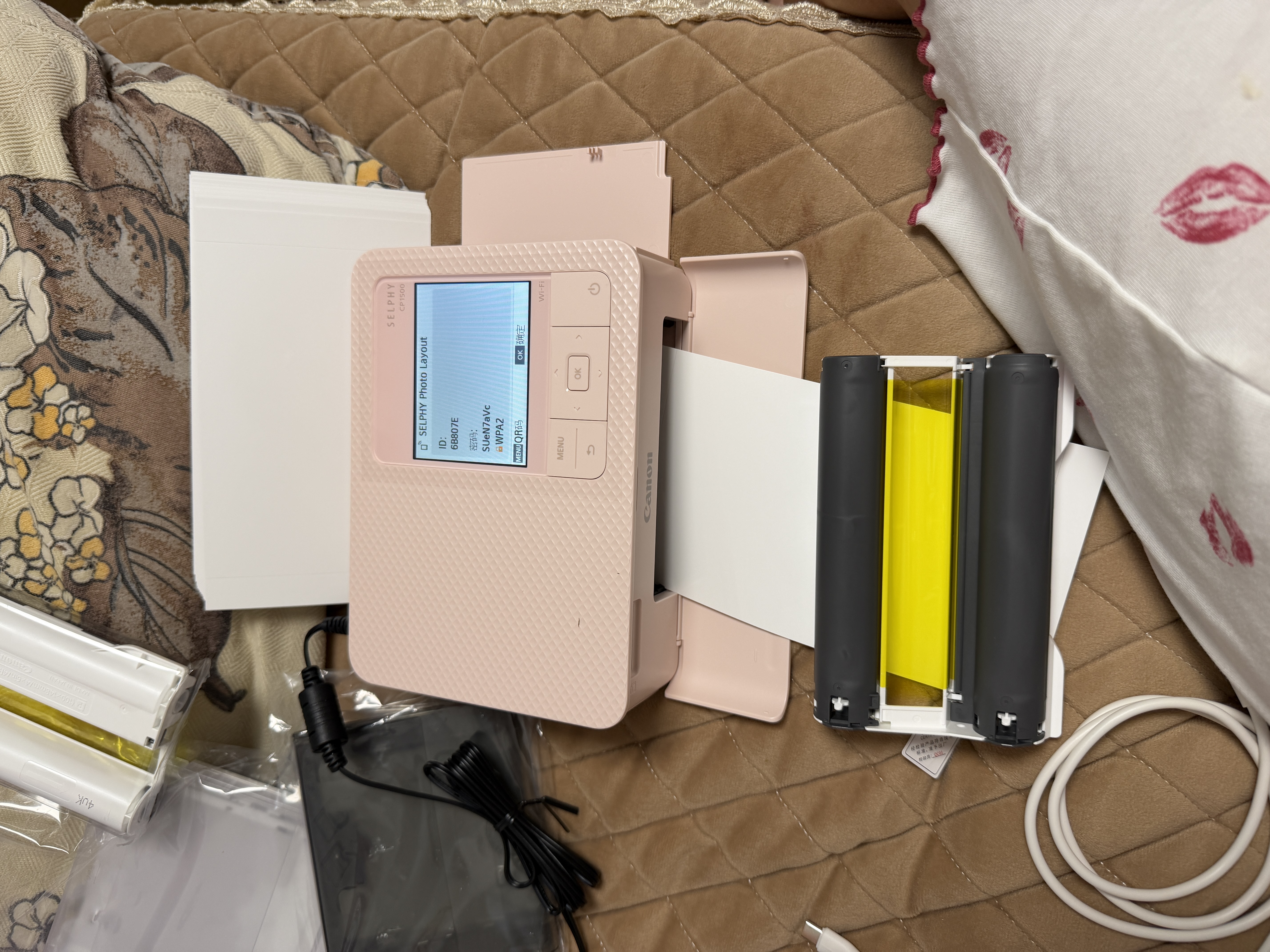 佳能cp1500 手机无线照片打印机 家用热升华 小型便携式相片打印机 口袋照片打印机 cp1500粉色【自动覆膜】 套餐一：单人体验装 实拍图