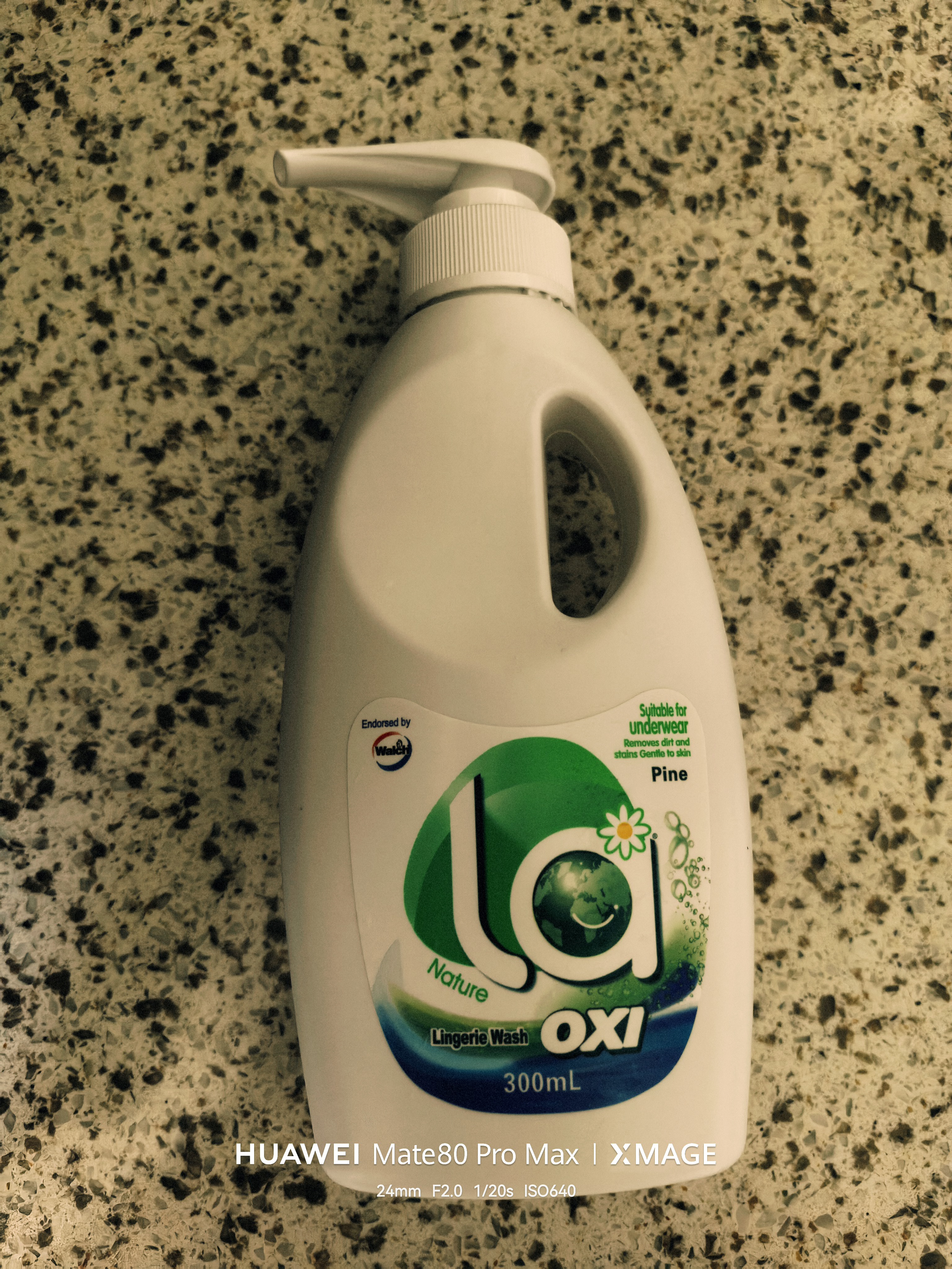 威露士La有氧洗内衣净300ml 内衣洗衣液抑菌除螨 内衣裤手洗专用去血渍 实拍图