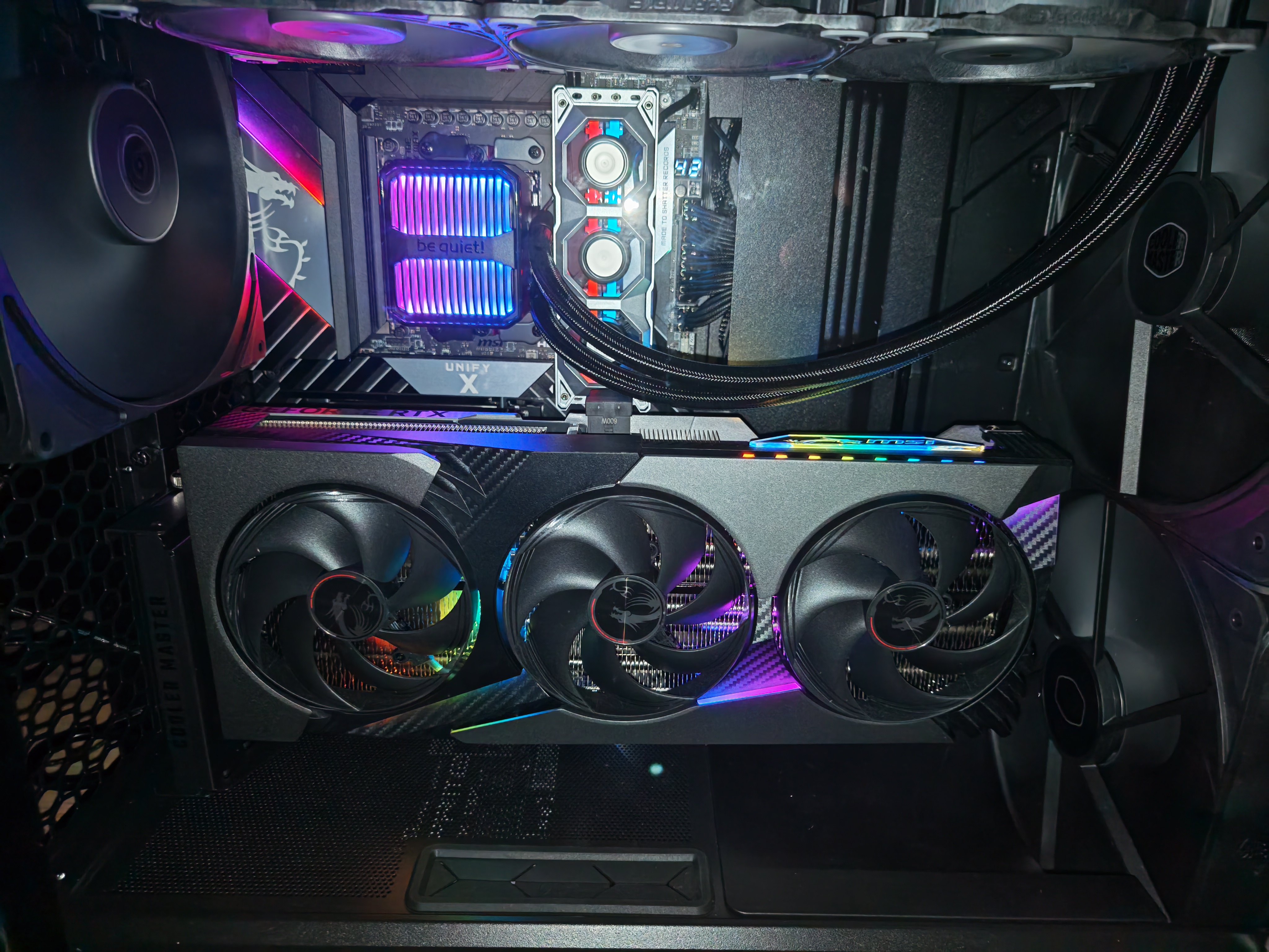 OC LAB 台式机内存条 32G(16G×2)套装 DDR5 6200频率 Origin Code炫光 RGB灯条(C26) 银 带独立风扇 实拍图