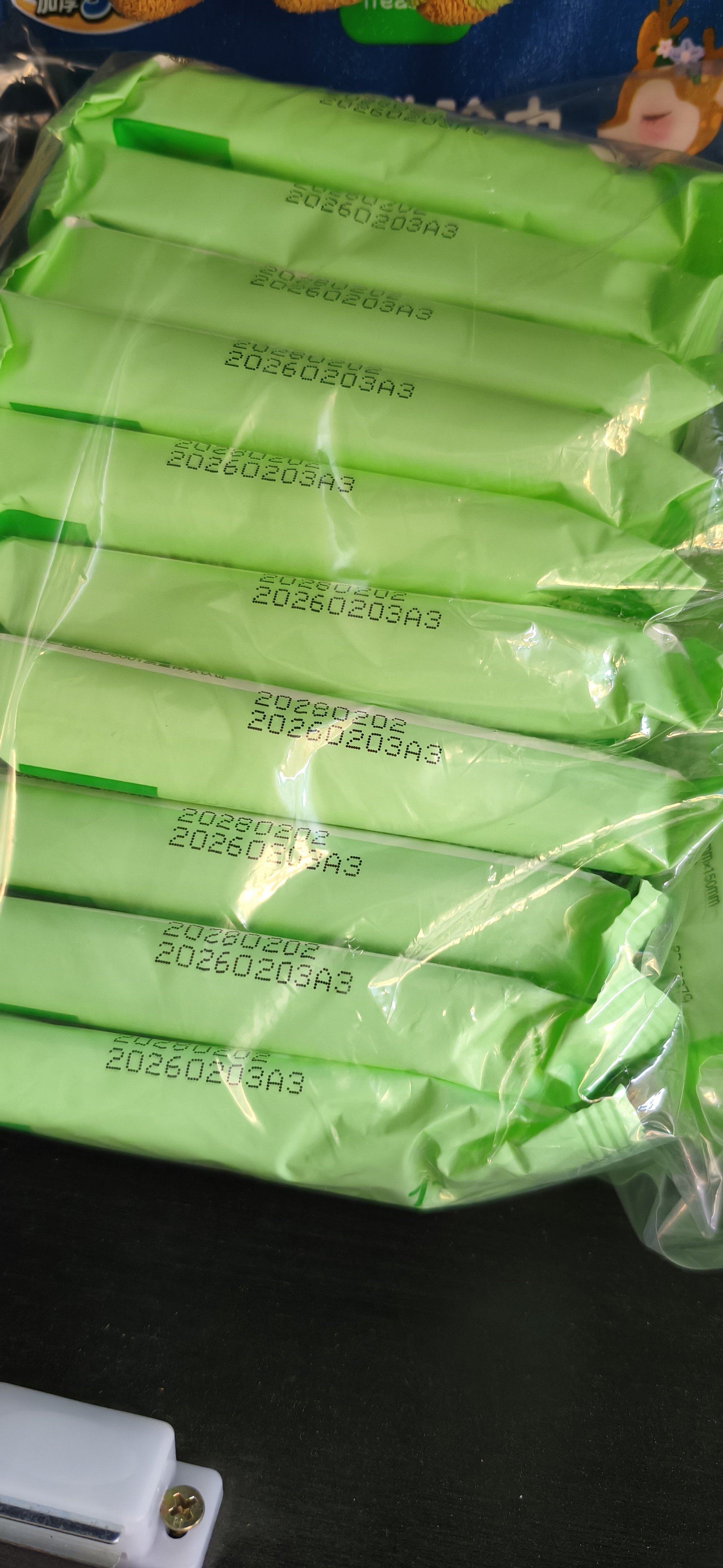 珍爱绿茶去油洁面湿巾 10片*10包 擦脸擦汗湿纸巾便携独立装 实拍图