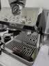 德龙（Delonghi）咖啡机 家用半自动咖啡机 冷萃版银骑士现磨意式研磨一体机 可视压力手动打奶泡 EC9255.M银色礼物 实拍图