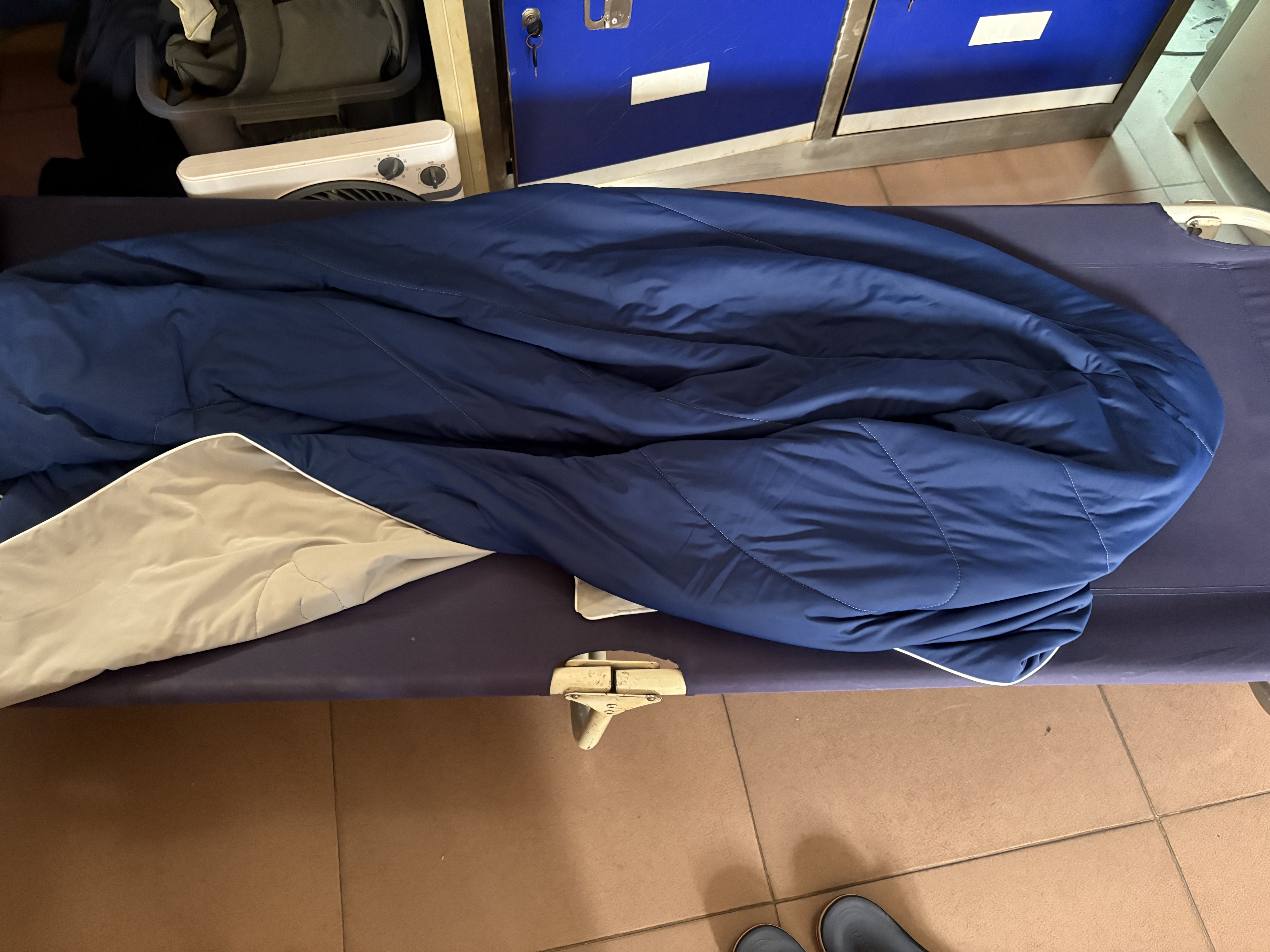 神气小鹿小冰被2.0夏凉被A类凉感被子夏季单双人空调被可水洗薄被芯夏被 小冰被2.0丨凉柔双感+裸感面料+A类母婴-深蓝 150*200cm 实拍图