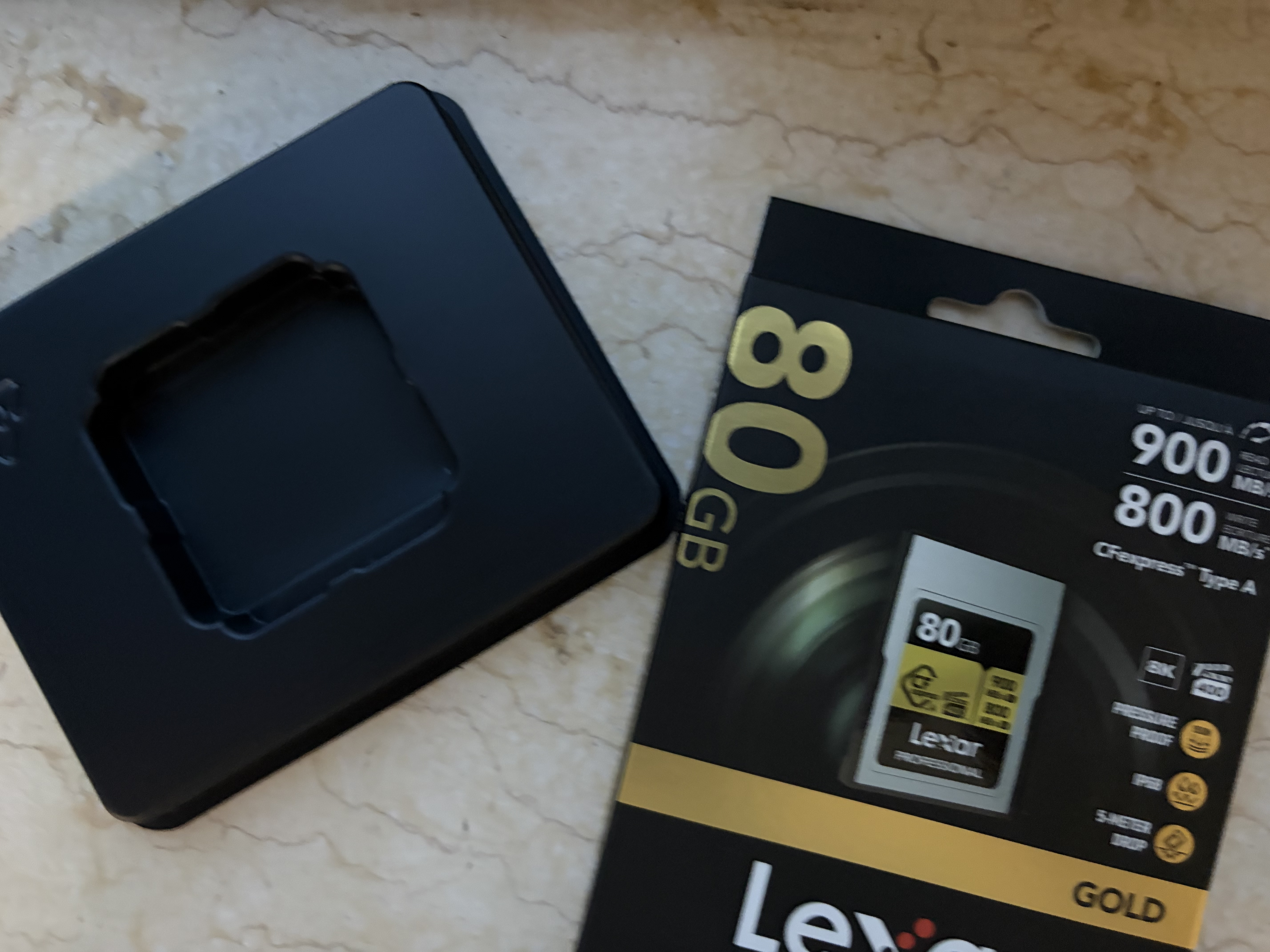 雷克沙（Lexar）80GB Cfexpress Type A存储卡 VPG400 8K录制 索尼相机专用cfa卡 读900MB/s（GOLD） 实拍图