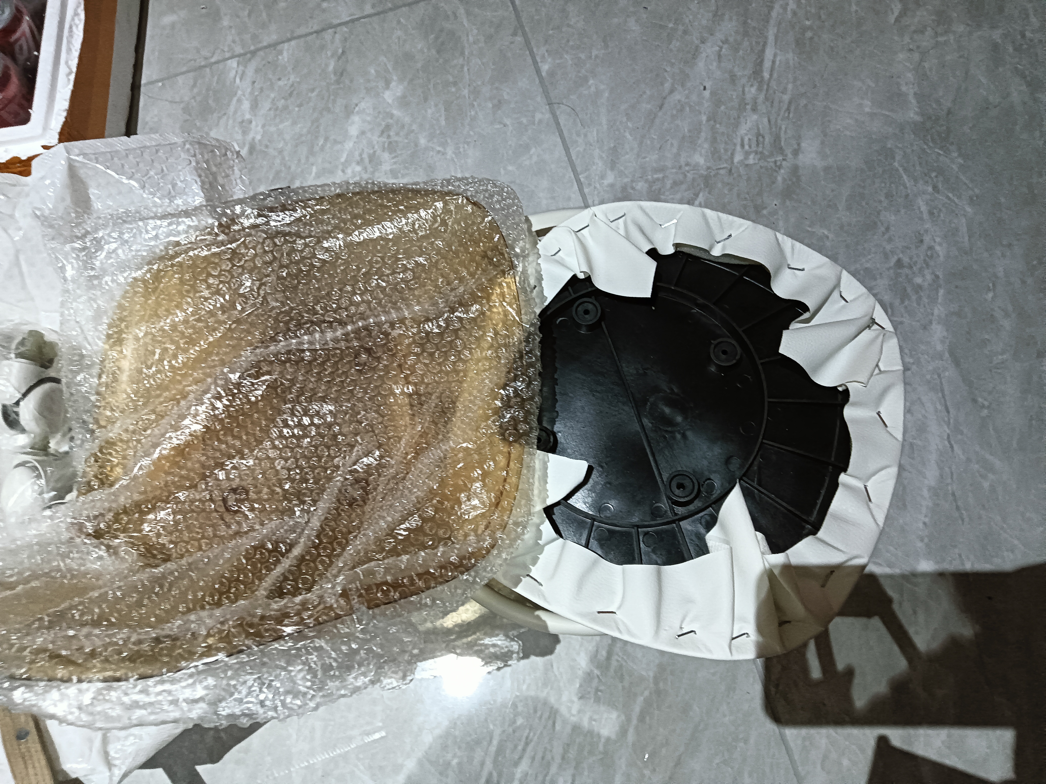 亚克力小凳子静音带万向轮儿童学步凳网红小椅子滑轮矮凳浴室凳 颜色随机【活动款】 实拍图