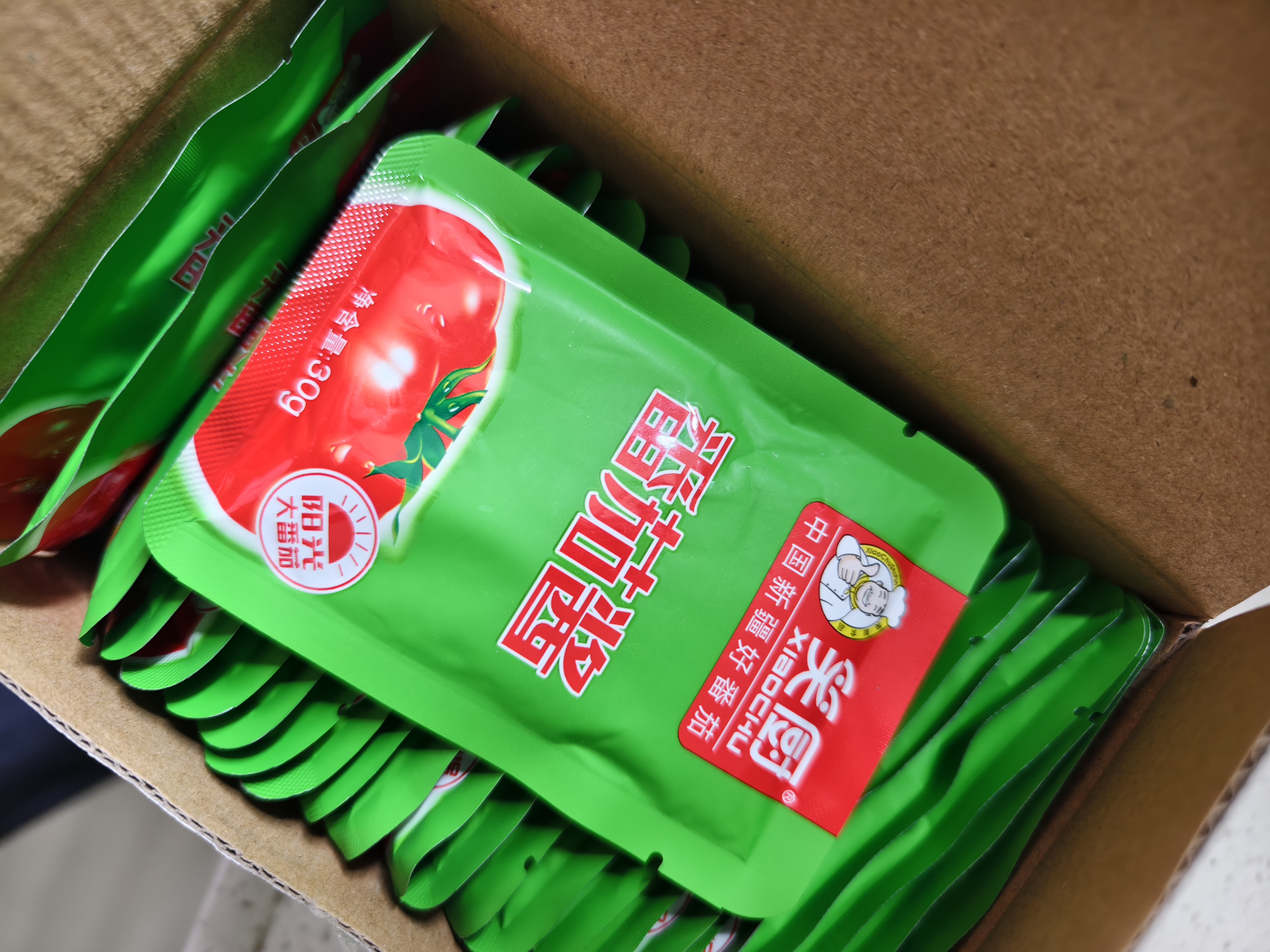笑厨（XIAOCHU）新疆番茄酱30g*25袋【0脂肪】配料只有鲜番茄意面薯条调味酱 实拍图