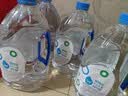 屈臣氏蒸馏水添加矿物质饮用水4.5L*4桶整箱大桶装水家庭装泡茶 实拍图