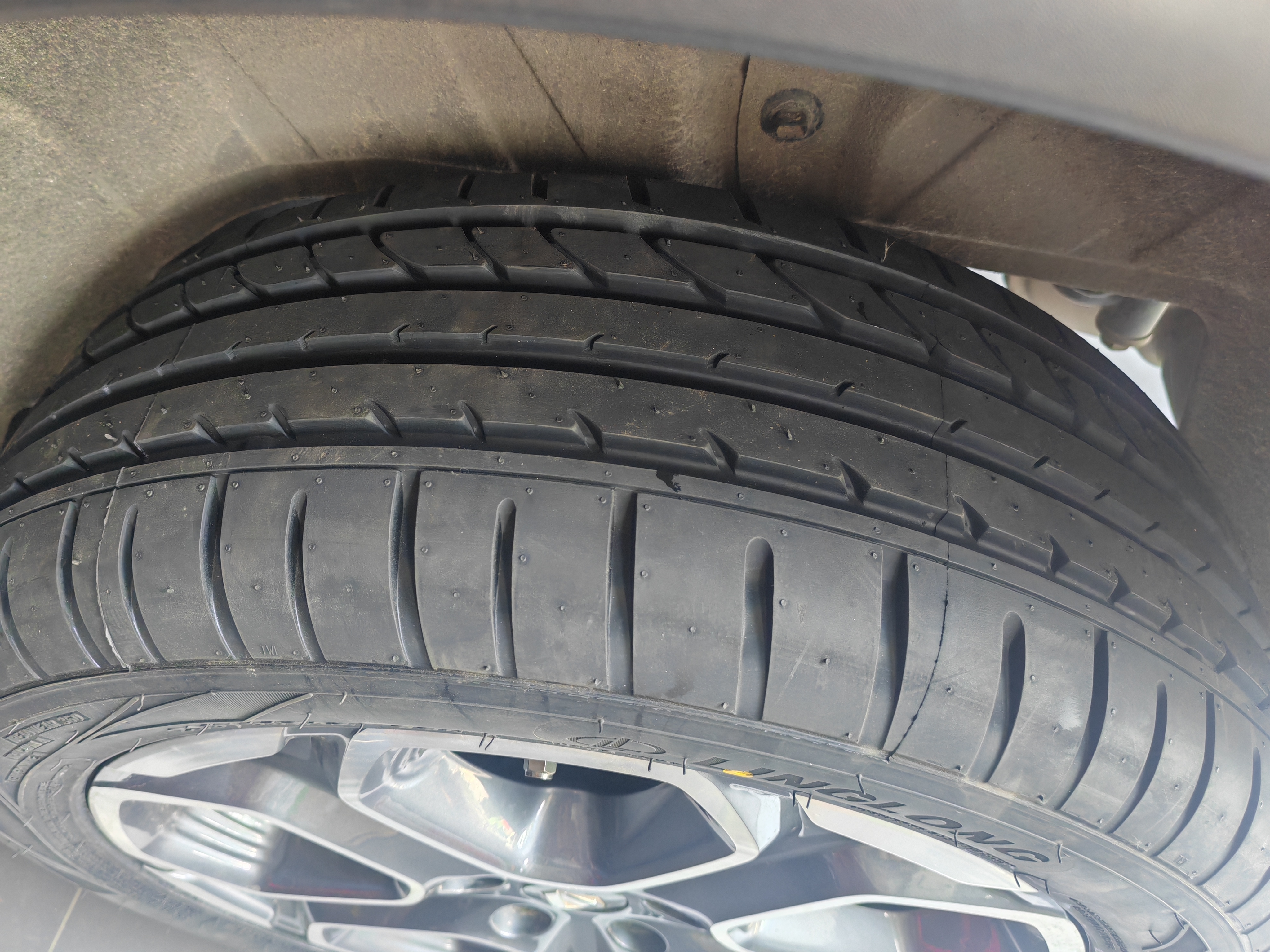 玲珑轮胎汽车轮胎215/55R18 99V XL 玲珑臻选 SD 适配逍客/传祺GS4/东南DX 实拍图