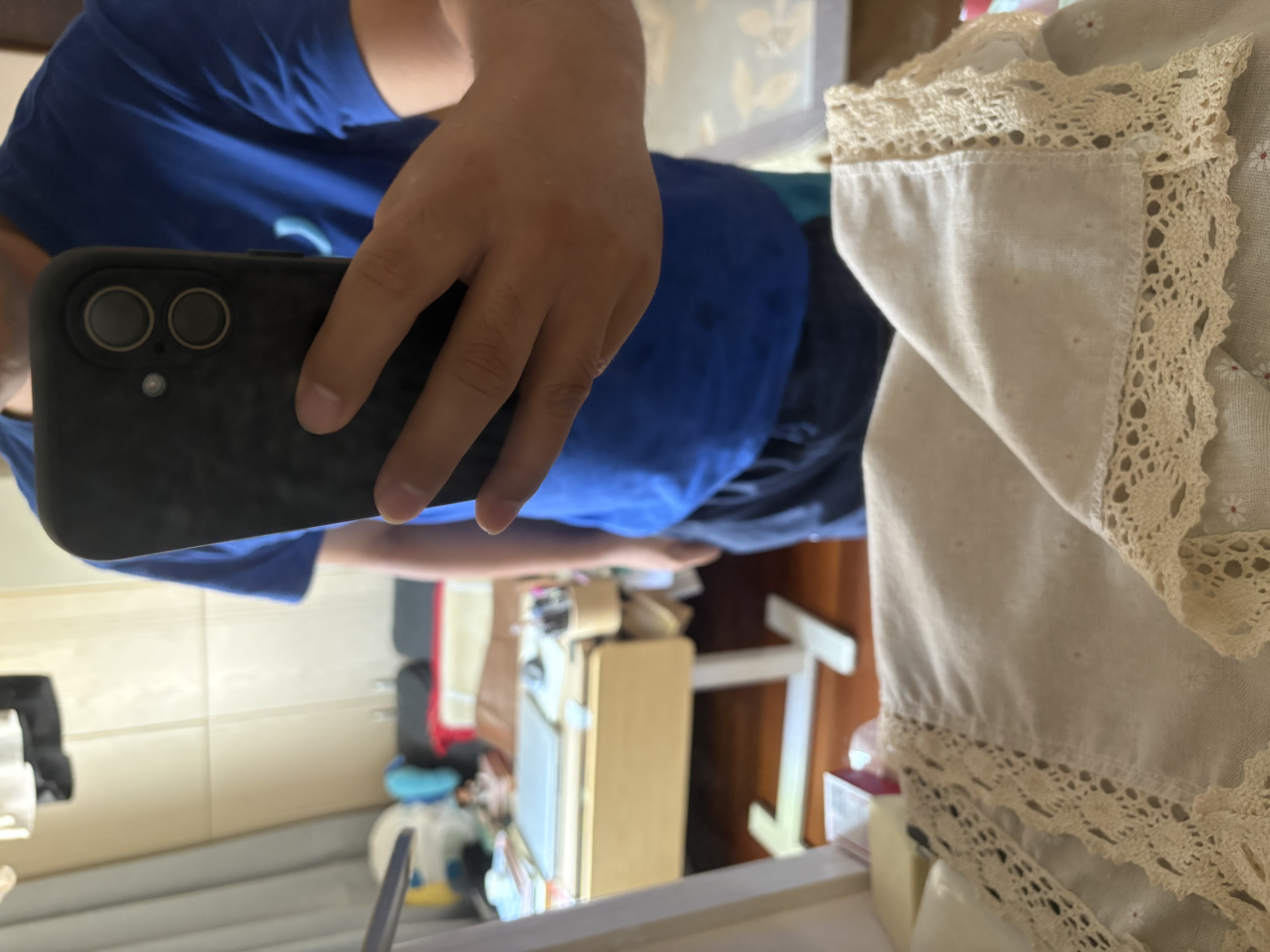 KEKLLE【肤感磁吸】适用iPhone16手机壳 苹果16保护套 磁吸无线充电磨砂防摔镜头全包软边保护套 午夜黑 实拍图