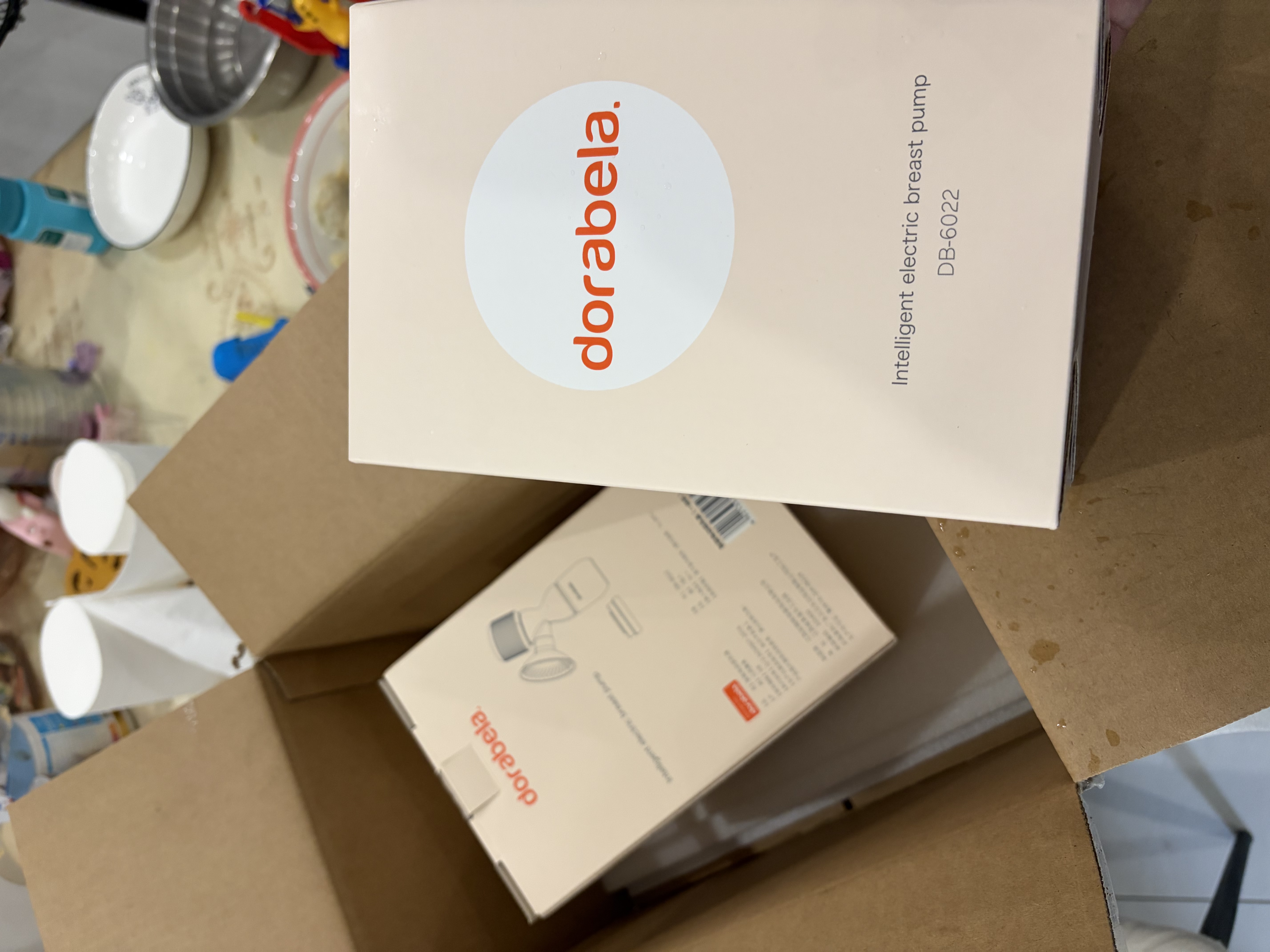 多啦贝啦(Dora bela)电动吸奶器自动挤拔奶器便携一体式PPSU奶瓶吸乳器按摩催乳6022 实拍图