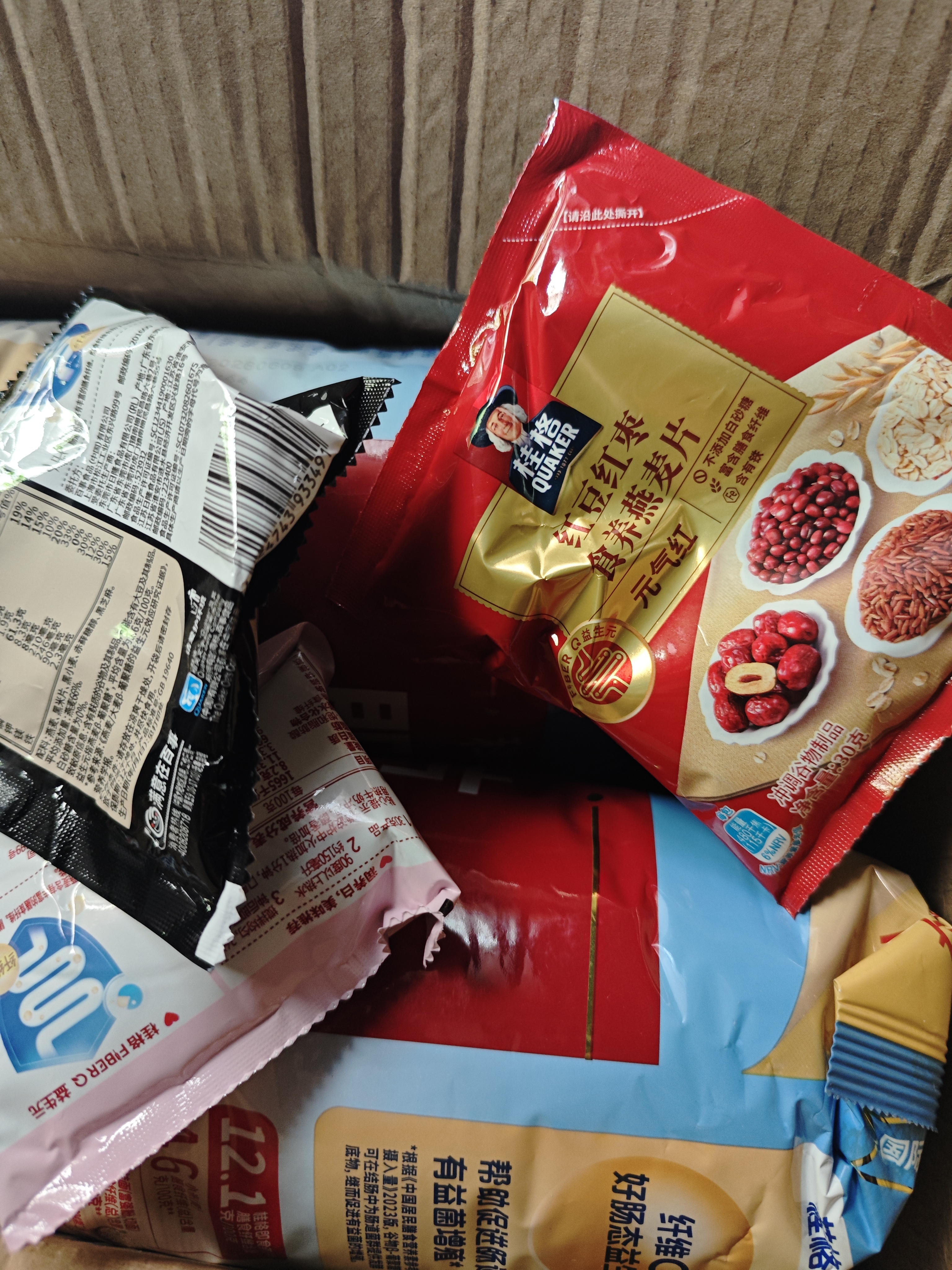 QUAKER 桂格营养早餐1478g膳食纤维即食燕麦片超值装 即食燕麦片1478g*2袋 实拍图