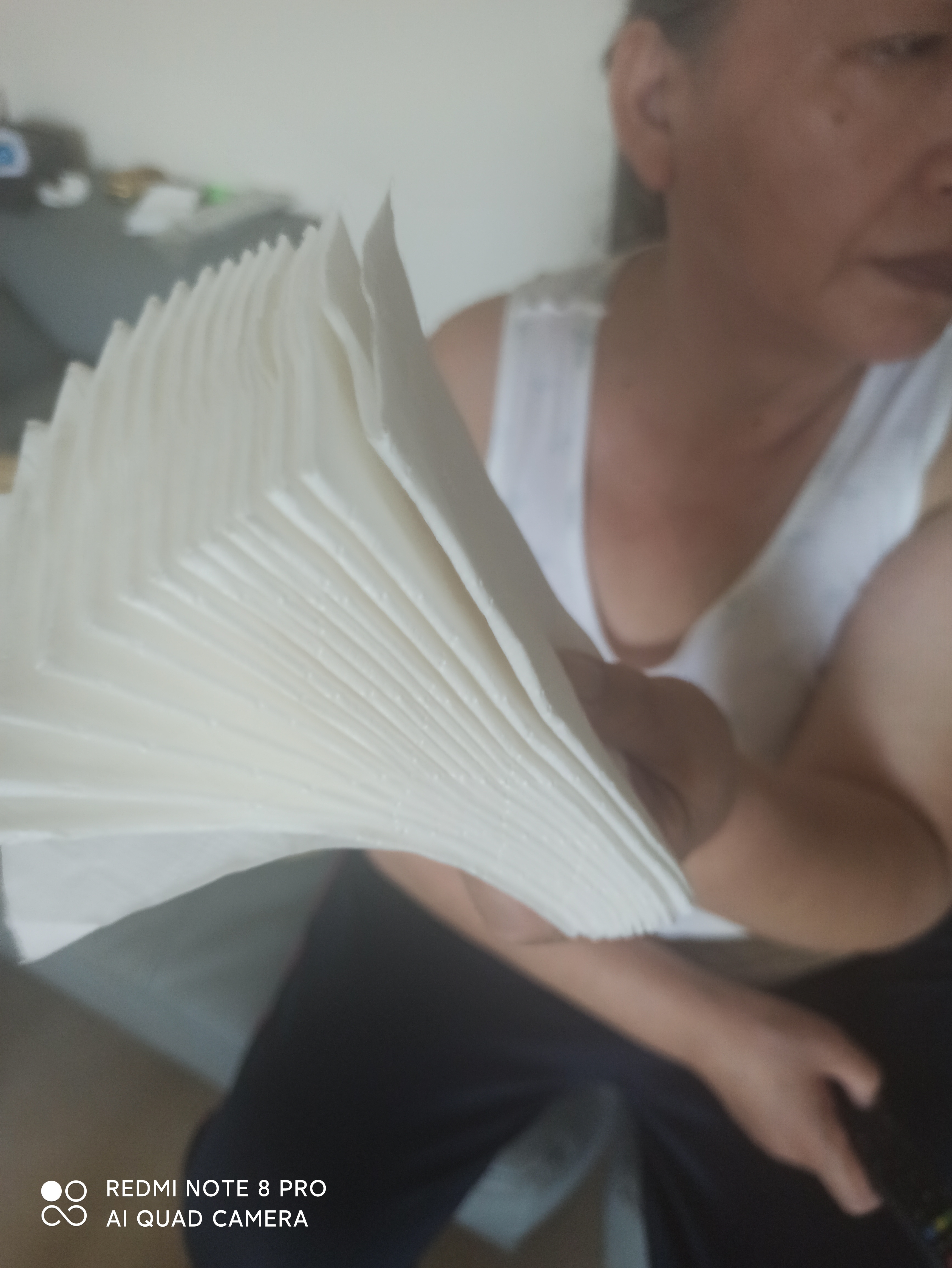 大容量挂式抽纸大包卫生纸悬挂巾餐巾纸厕纸挂抽 笑脸挂抽 4层 800张｜京东快递 更快更好 大容量4层*1提 实拍图