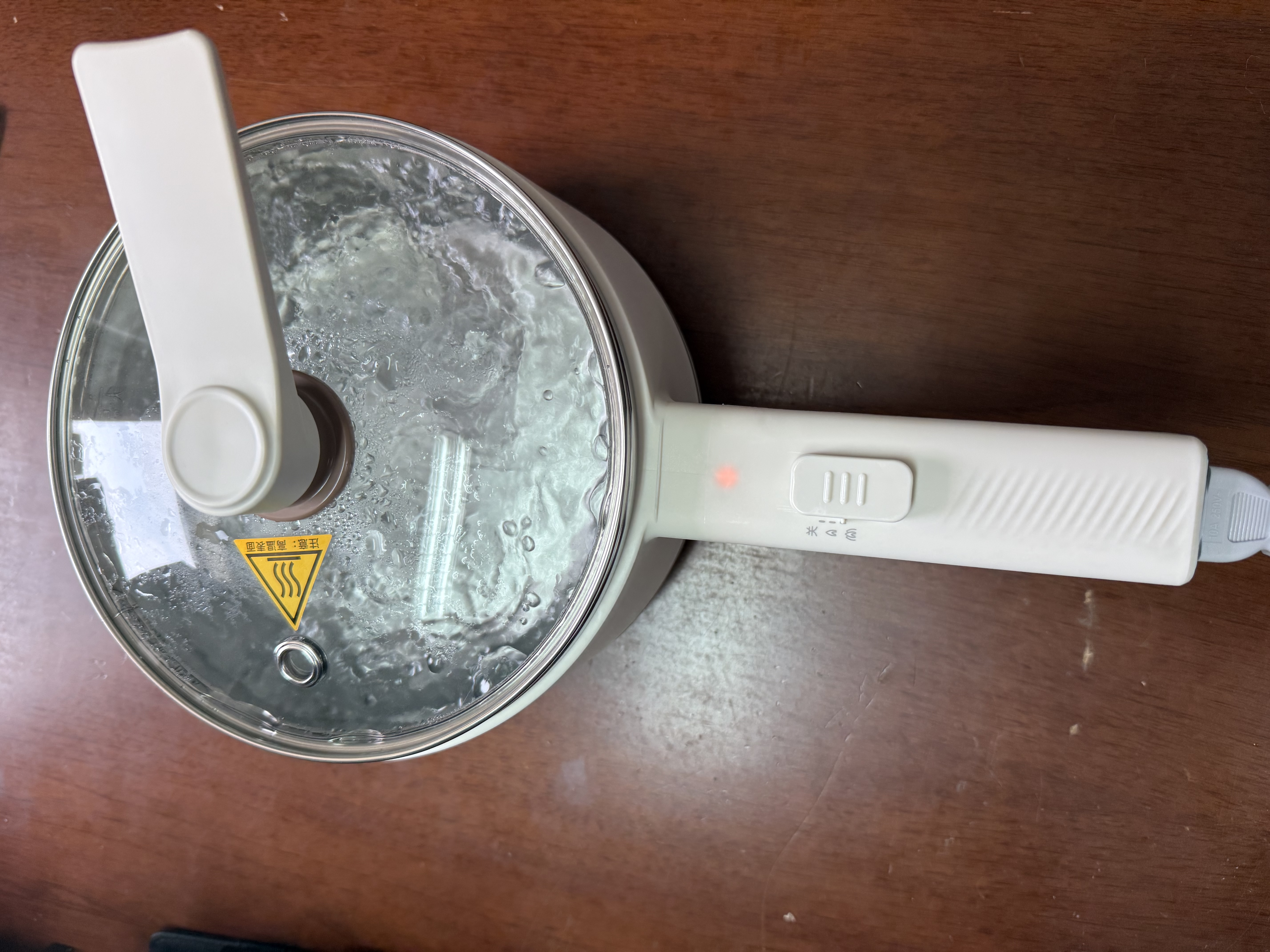 美的（Midea）电煮锅 小电锅 不锈钢0涂层电热锅 宿舍小锅多功能锅 1.6L学生寝室一体泡面小火锅XZC2017G 配蒸笼 实拍图