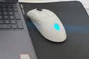 外星人（Alienware）AW720M游戏鼠标 无线2.4g蓝牙三模电竞鼠标长续航磁力回弹磁吸快充8键自定义编程 节日礼物白色 实拍图