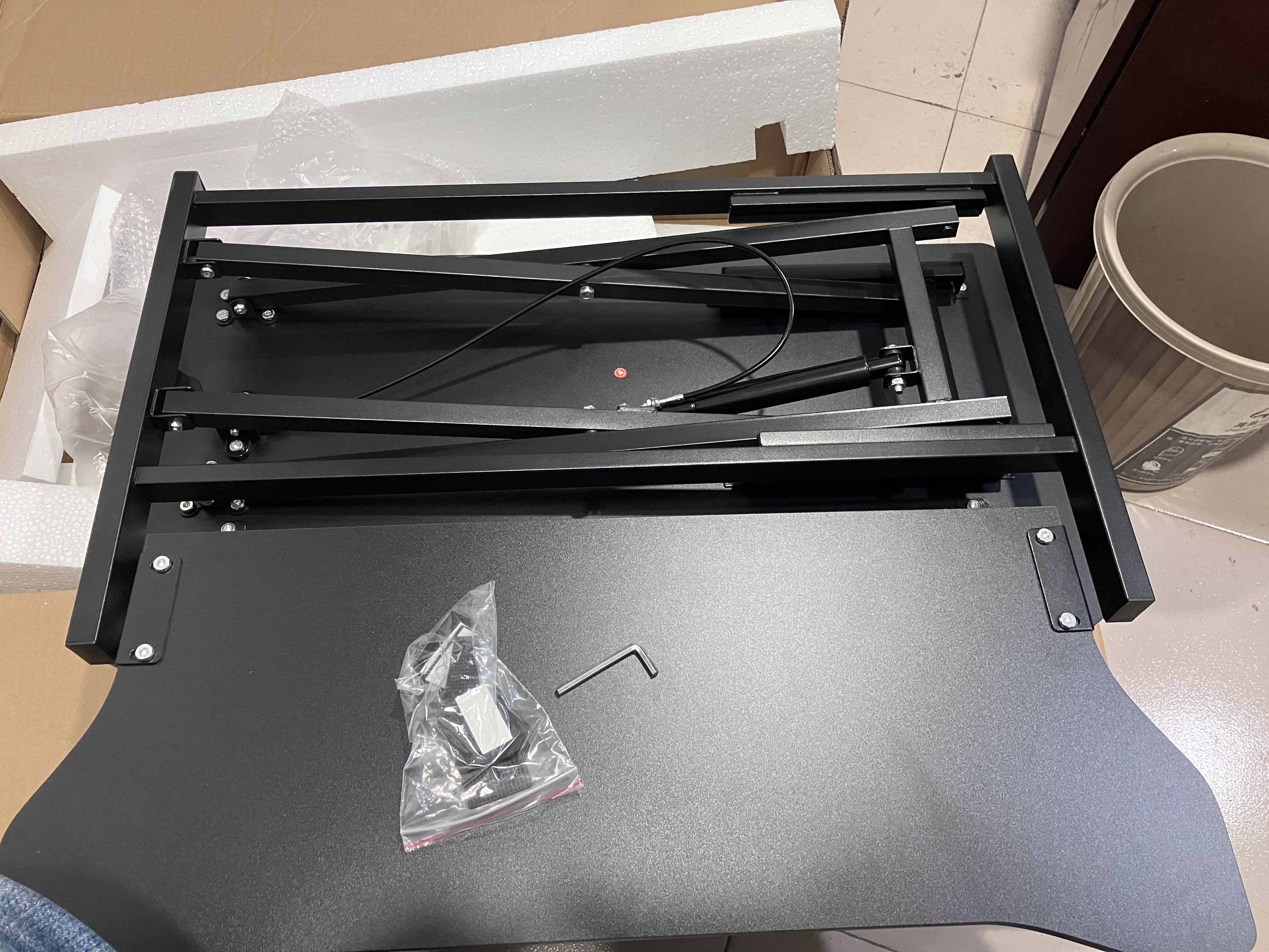 全品屋升降电脑桌升降工作台电脑升降支架台站立式升降办公书桌 【TOP爆款】气动无级升降-黑桌双层80x40cm 【宽敞品质桌面】 实拍图