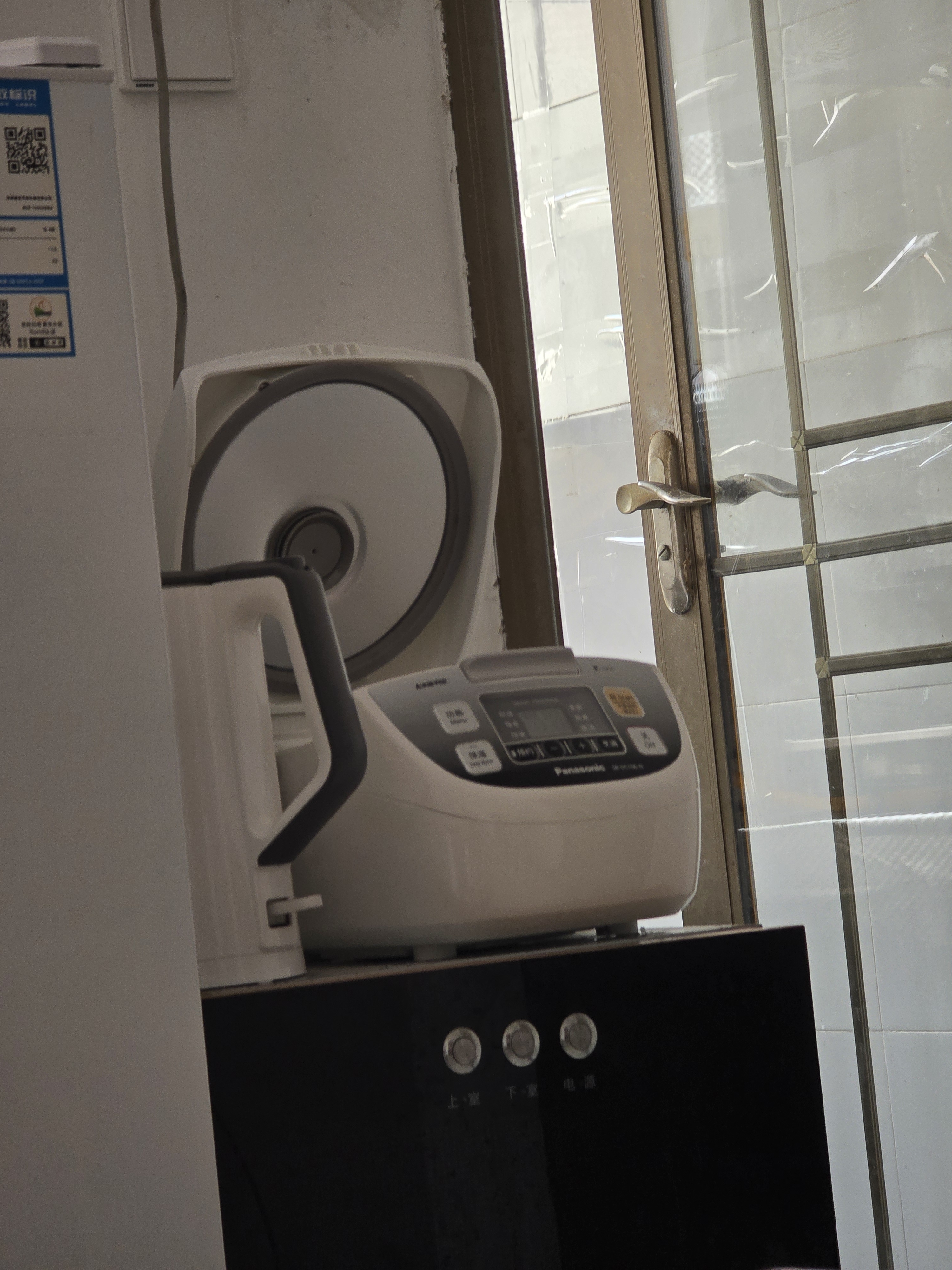 松下（Panasonic）电饭煲家用小型2-3-4人电饭锅3.2L按键式备长碳厚锅智能米量判定火力调节24小时预约冷饭加热DC106 实拍图