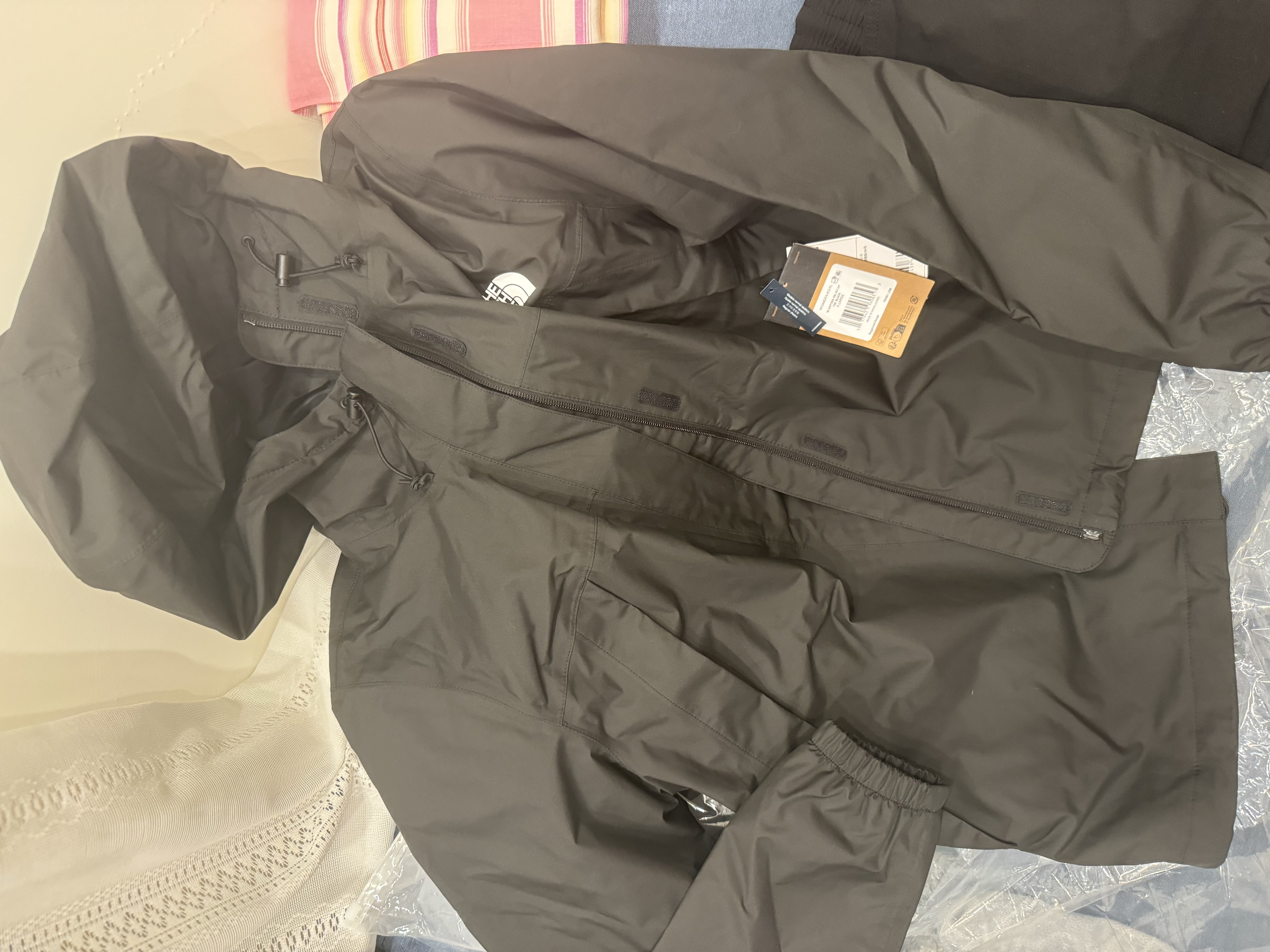 北面冲锋衣女户外运动防风连帽外套夹克单层登山服 8DFA JK3 XL/170 实拍图