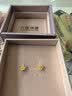 六福珠宝足金栀子花黄金耳钉耳饰送礼 计价 G01G0027DS 1.04克(含工费100元) 配硅胶耳堵 实拍图