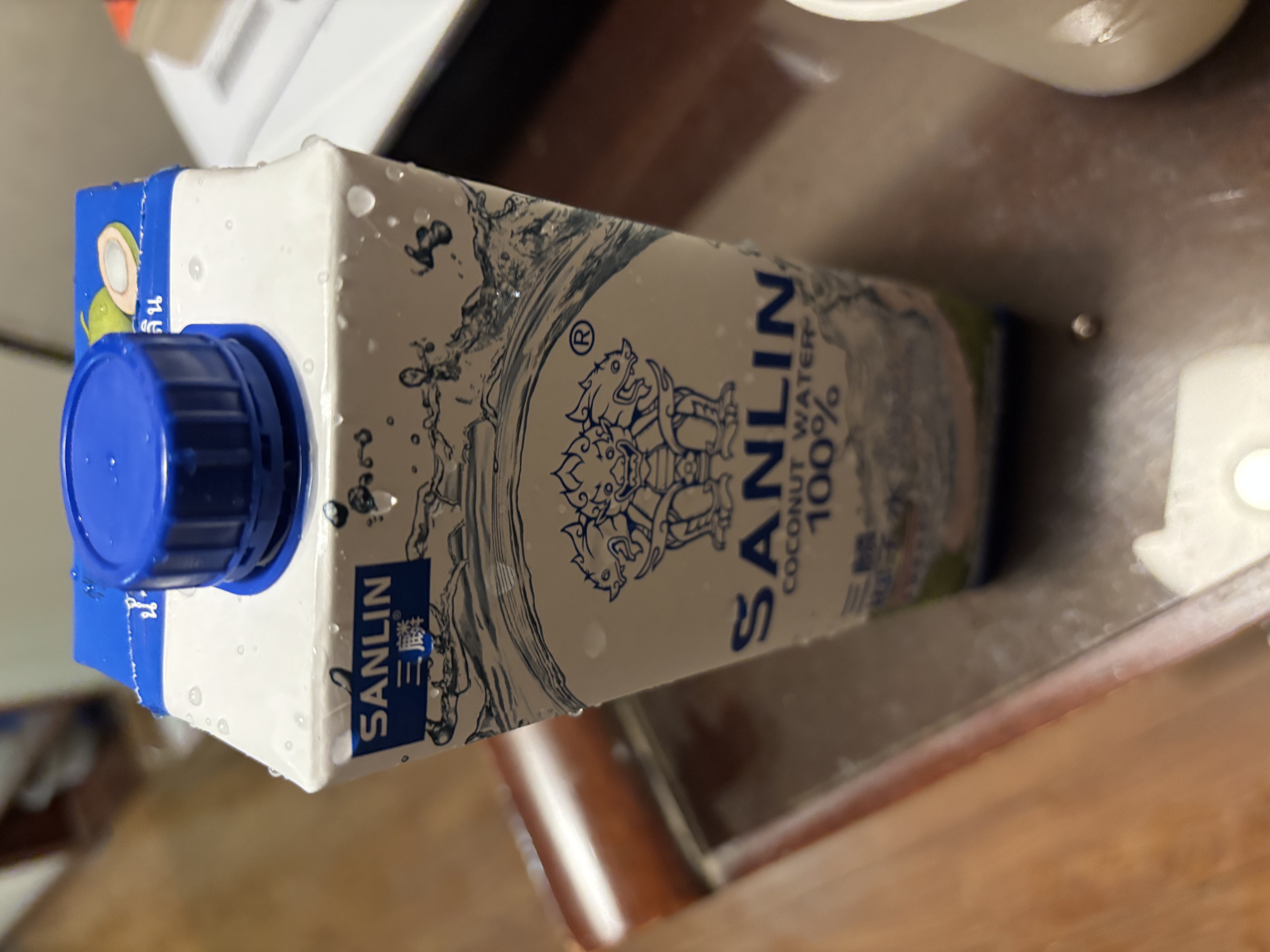三麟100%NFC椰子水1L*6瓶富含天然电解质泰国原装进口椰青果汁整箱 实拍图