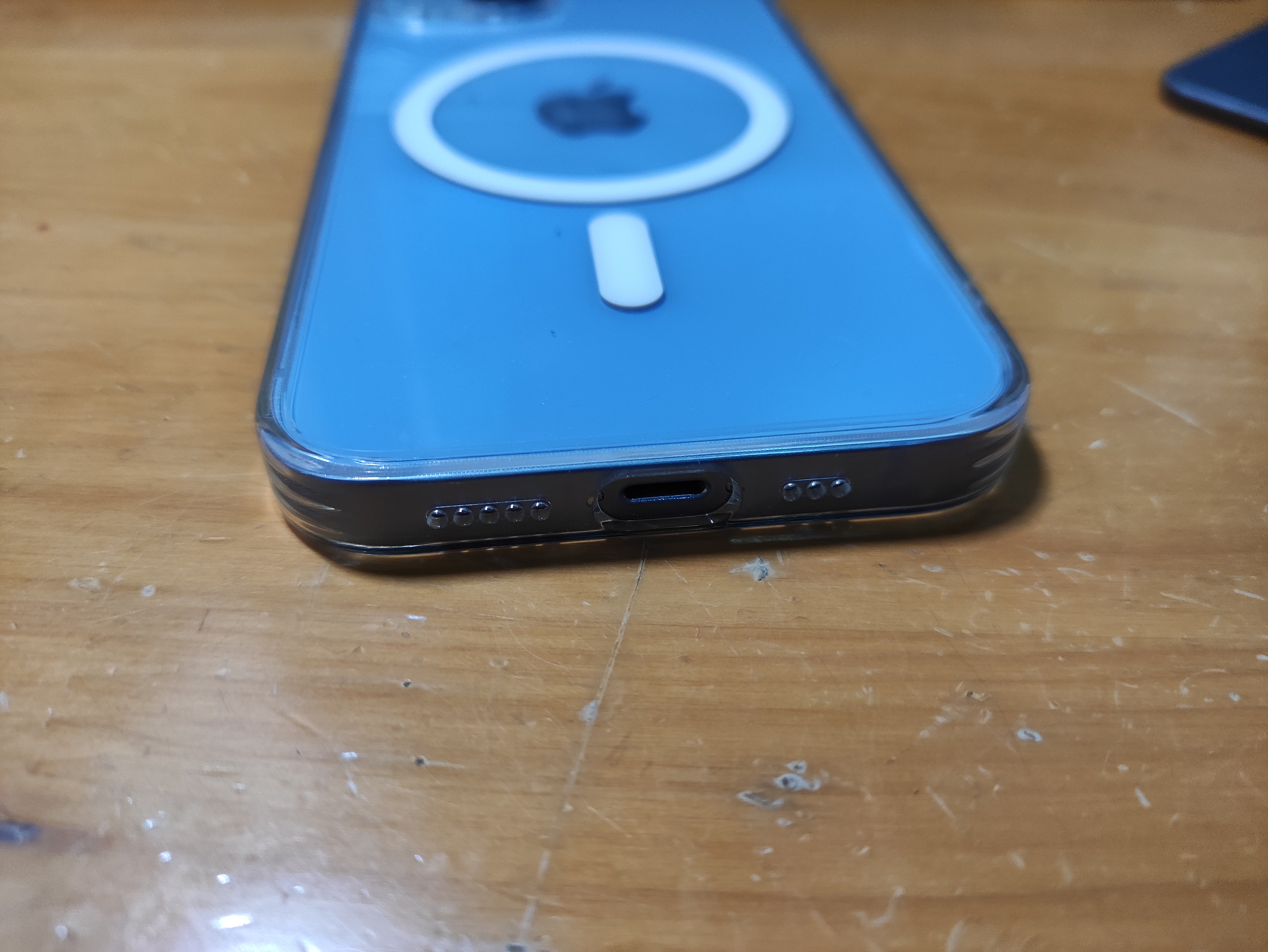 绿联 适用苹果14手机壳iPhone14磁吸壳 MagSafe无线充电 防摔抗指纹防磨防震 全包超薄保护套 透明  实拍图