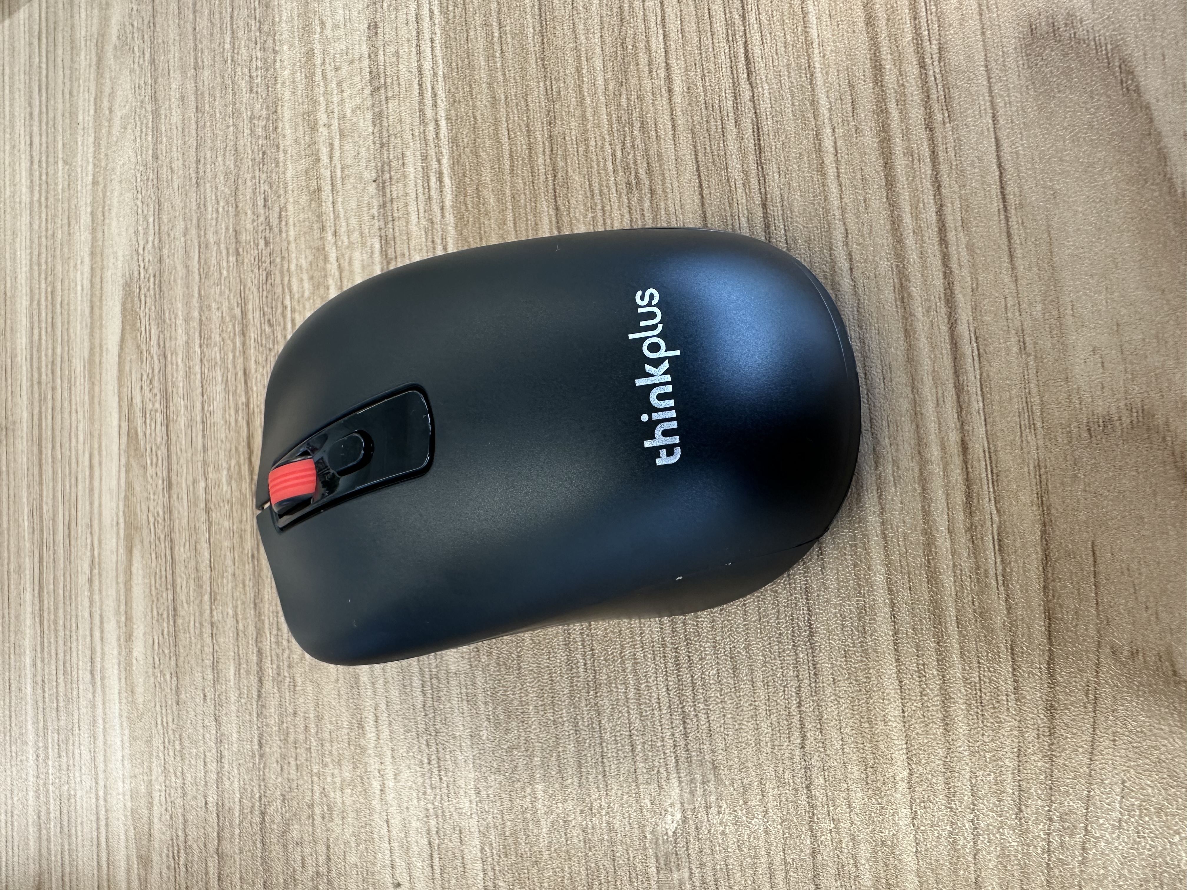 ThinkPad联想thinkplus 无线鼠标 商务办公家用游戏 ThinkBook/ThinkPad笔记本、台式机通用便携鼠标 实拍图