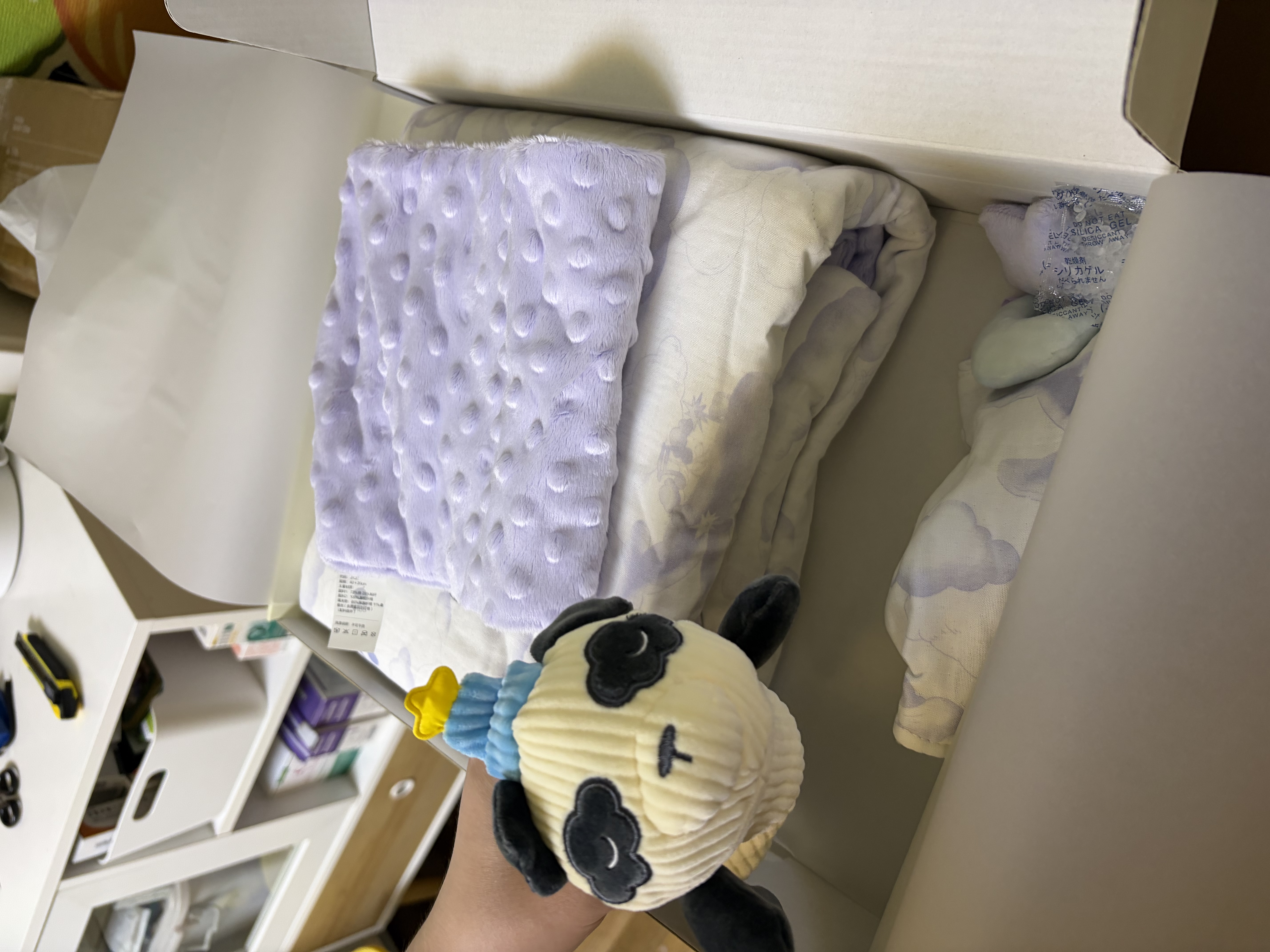 babycare弗里斯克婴儿床新生儿宝宝实木床+4D空气纤维双面床垫+安抚四件套 实拍图