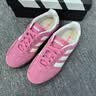 adidas「T头鞋」BARREDA休闲板鞋德训鞋男女阿迪达斯官方轻运动   粉色/汉玉白/树脂黄   36.5 实拍图