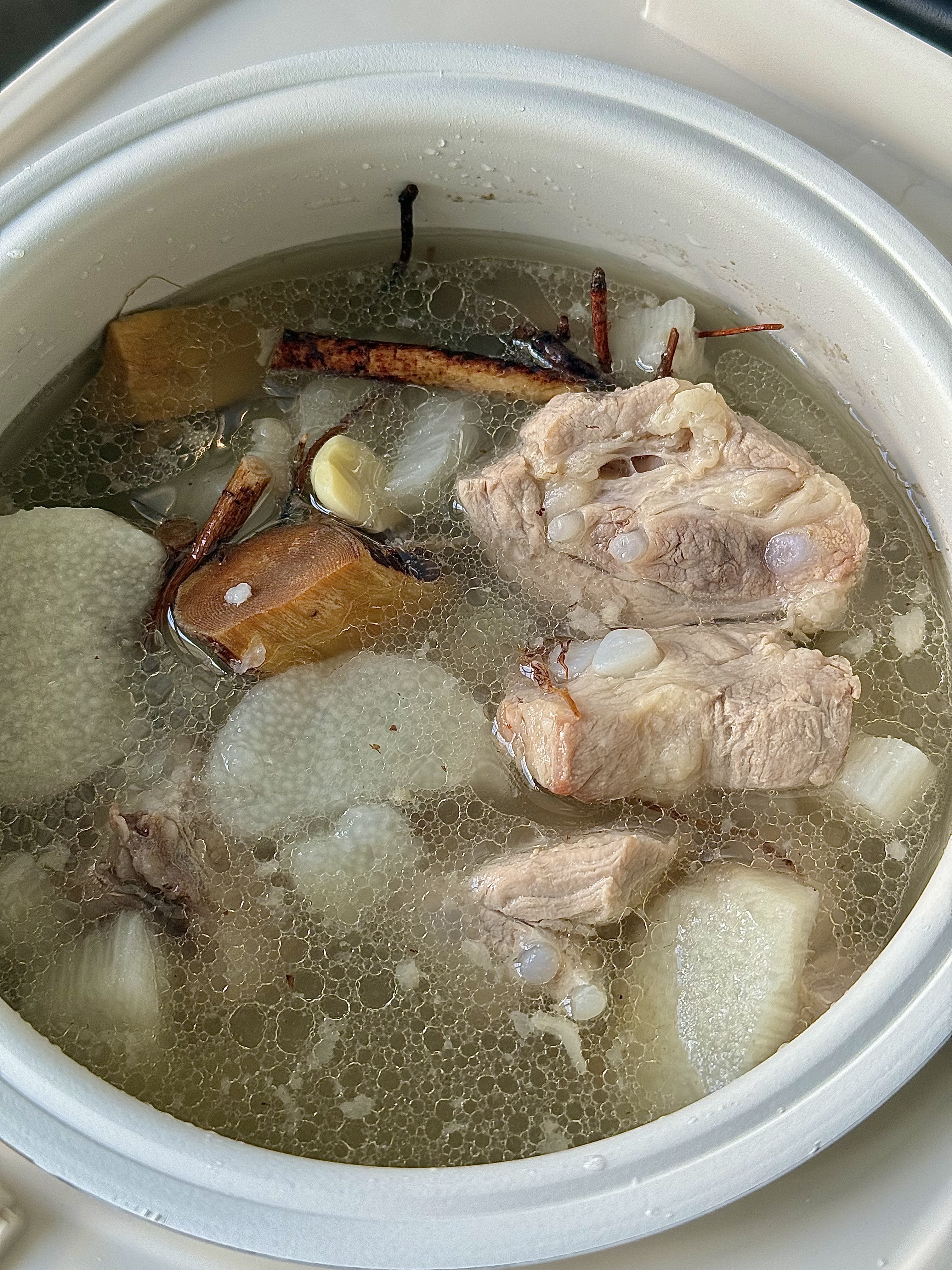 粉糯正宗铁棍山药淮山药无添加小白嘴正品垆土铁棍新鲜蔬菜 铁棍山药1斤带箱 （15cm-30cm） 实拍图