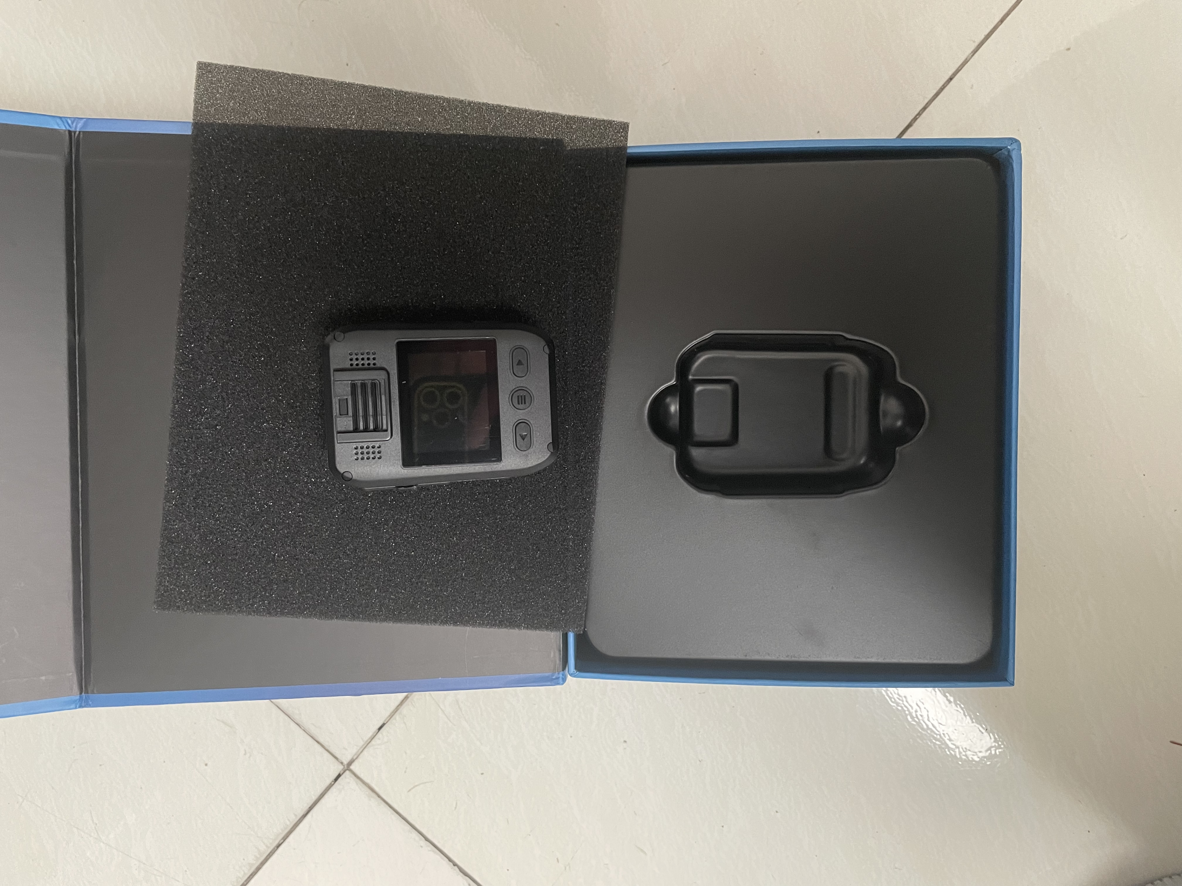 飞利浦（PHILIPS）DSJ-9J执法记录仪防爆3K高清夜视录像随身便携胸前小型记录仪64G 实拍图
