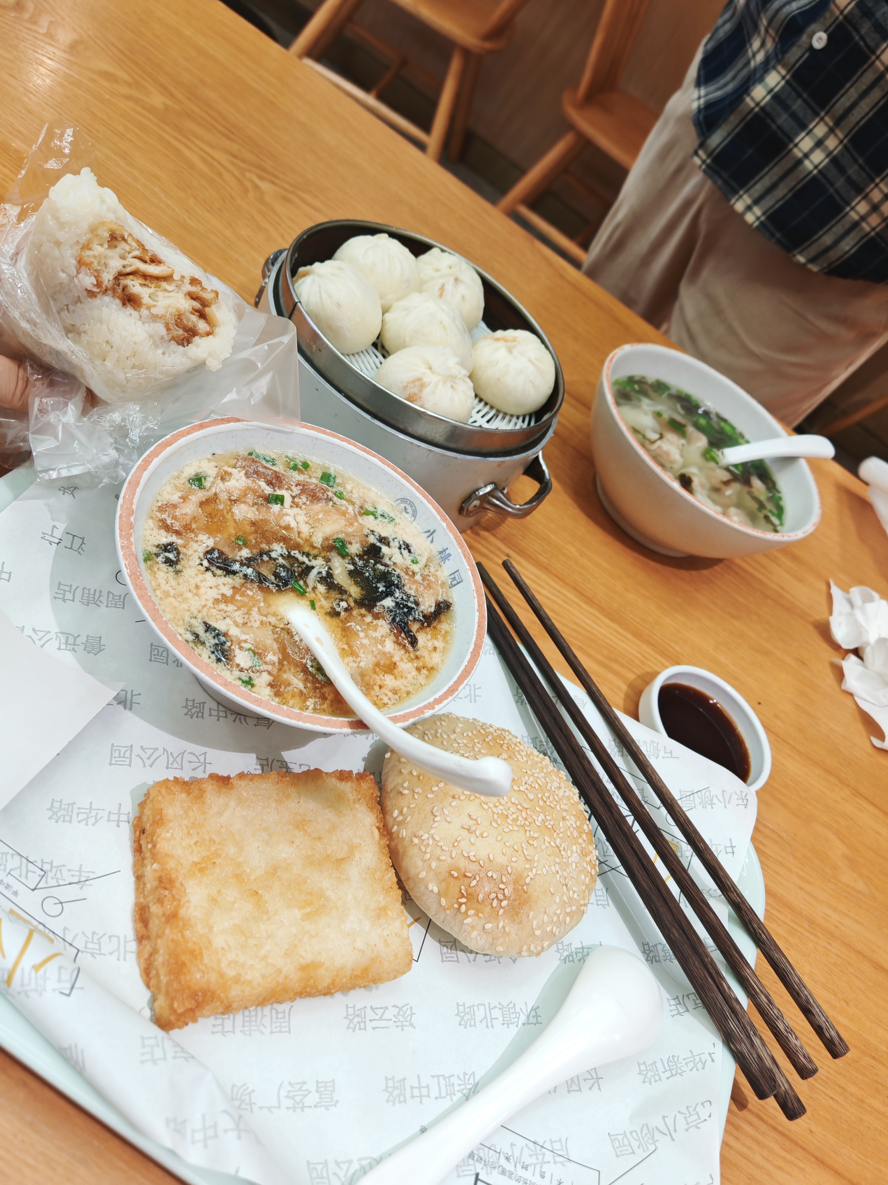 满小饱松茸鸡汤米线菌菇鸡枞竹荪3分钟速食囤货袋装3袋802.5g 实拍图